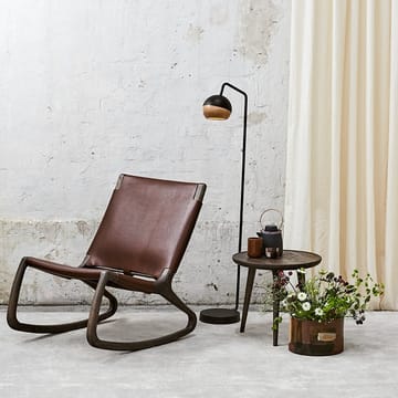 Lampadaire Ray - noir, détail en chêne sur l'écran - Mater