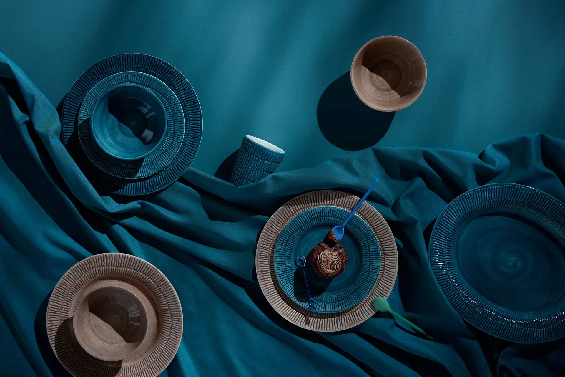 Assiette Stripes Ø28 cm, Cinnamon Mateus