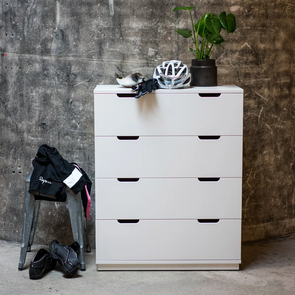 Commode Aoko 4 tiroirs, Blanc laqué Mavis