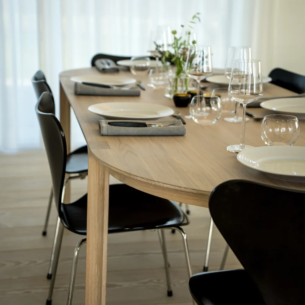 Table à manger Amor, Chêne blanchi, huile dure Mavis