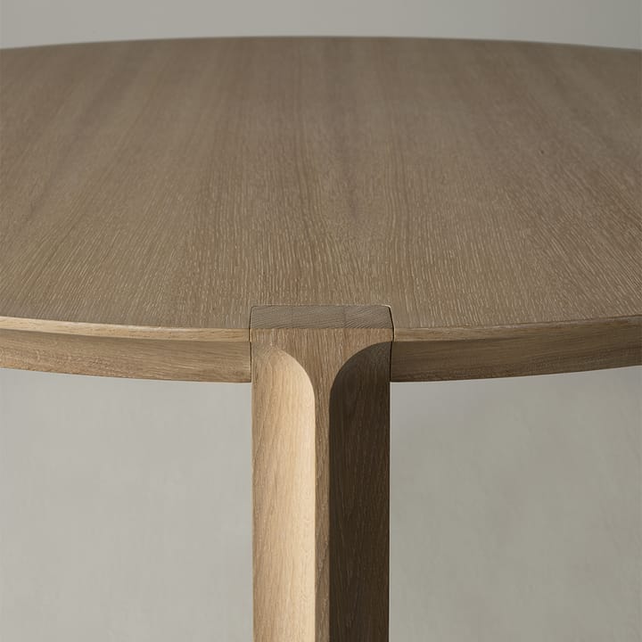 Table à manger Amor ronde, Chêne blanchi, huile dure Mavis
