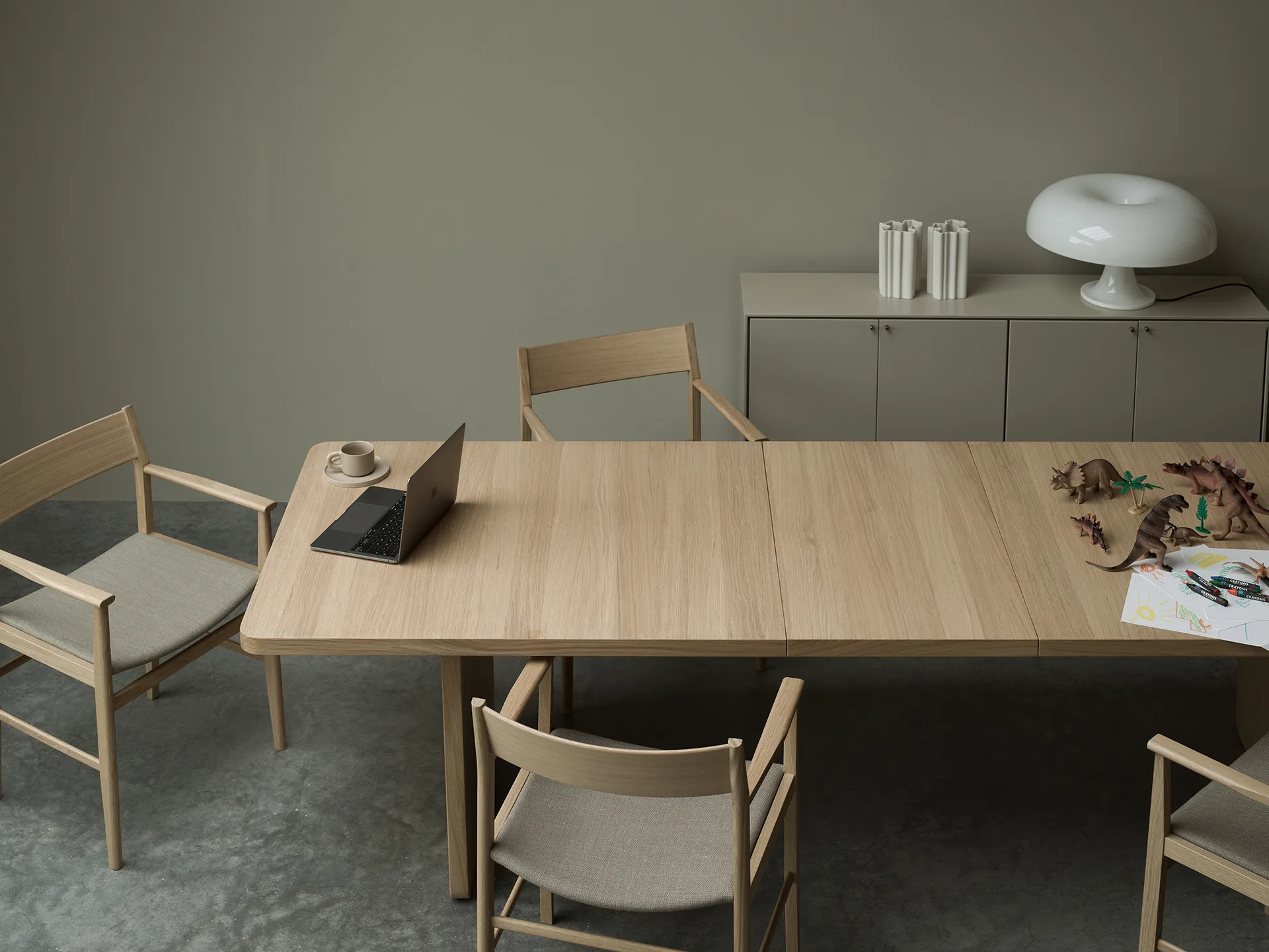 Table à manger Vaud, Chêne blanchi, 2 rallonges Mavis