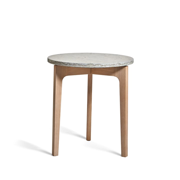 Table d’appoint Höllviken - Calcaire, pieds en chêne blanchi - Mavis