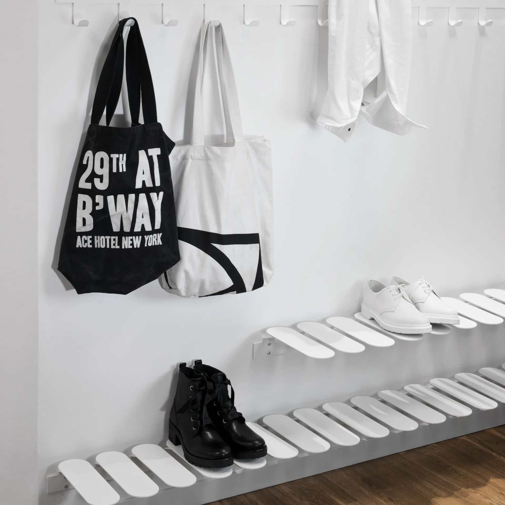 Etagère à chaussures Step, blanc Maze