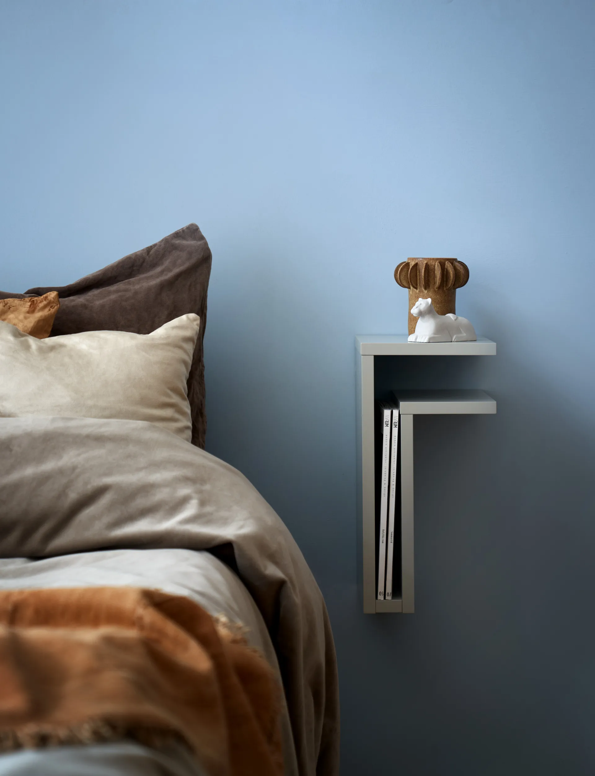 Étagère murale F-shelf gris soie, Étagère de droite Maze