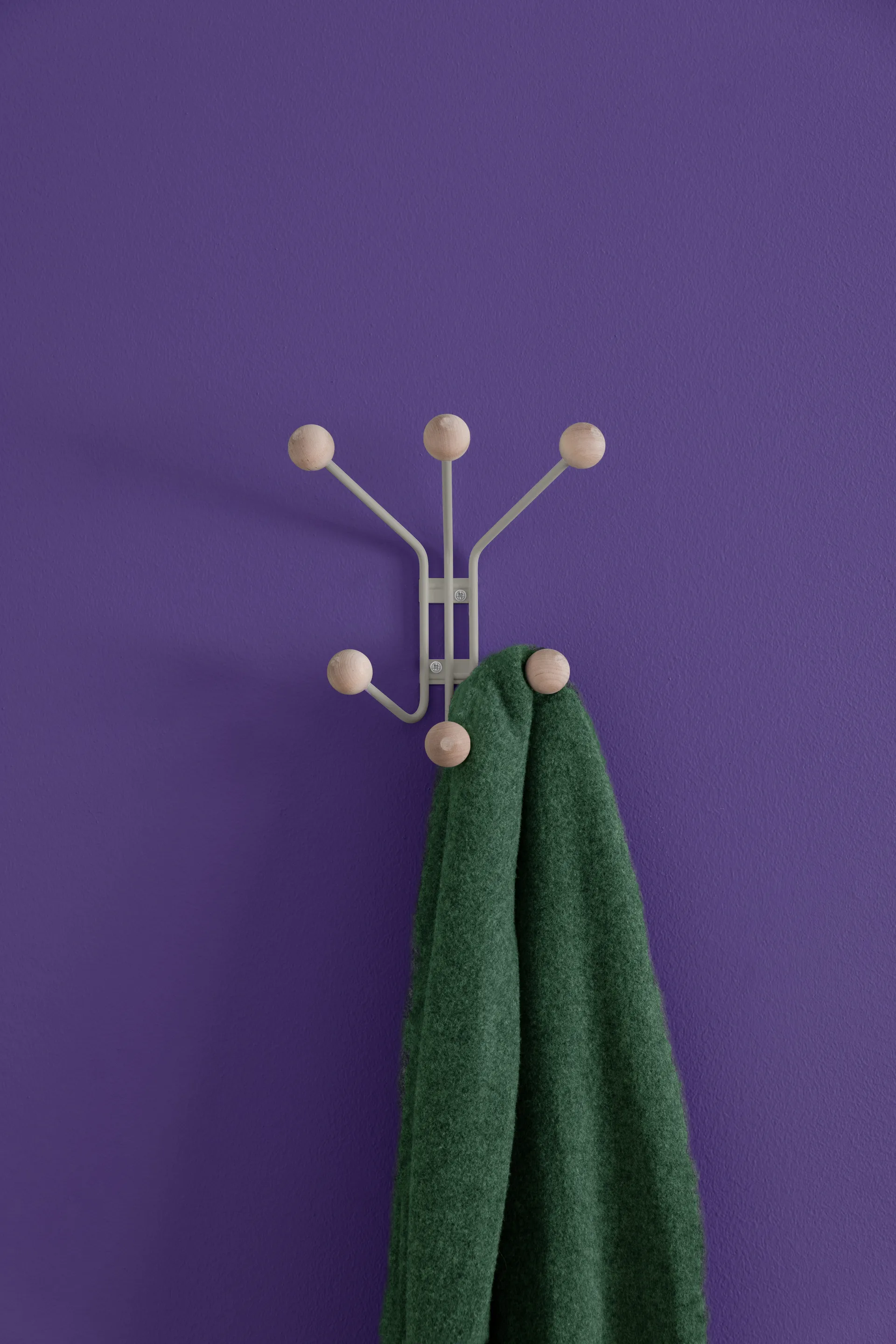 Patère Bill XS, Greige Maze