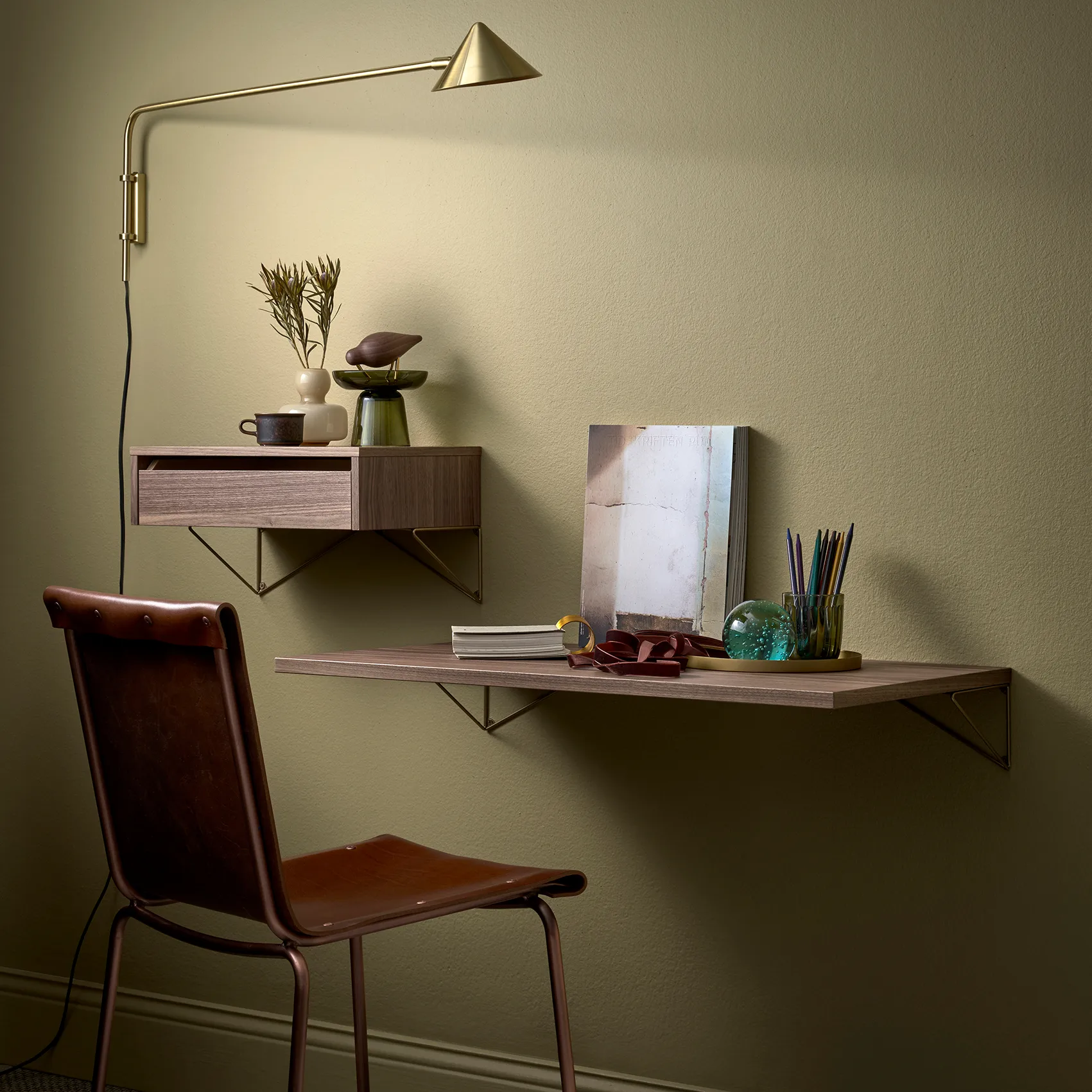 Planche de bureau Pythagoras, Noyer Maze