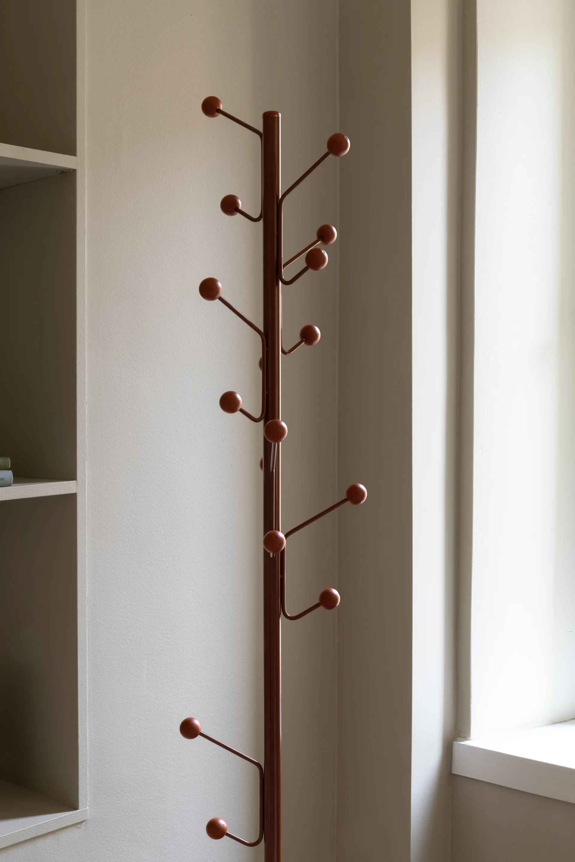 Porte-manteau Bill Floor, Cannelle Maze