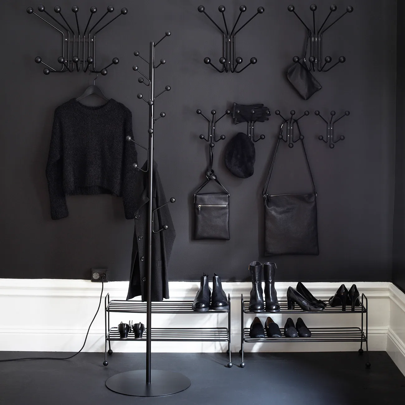 Porte-manteau Bill Floor, Noir Maze