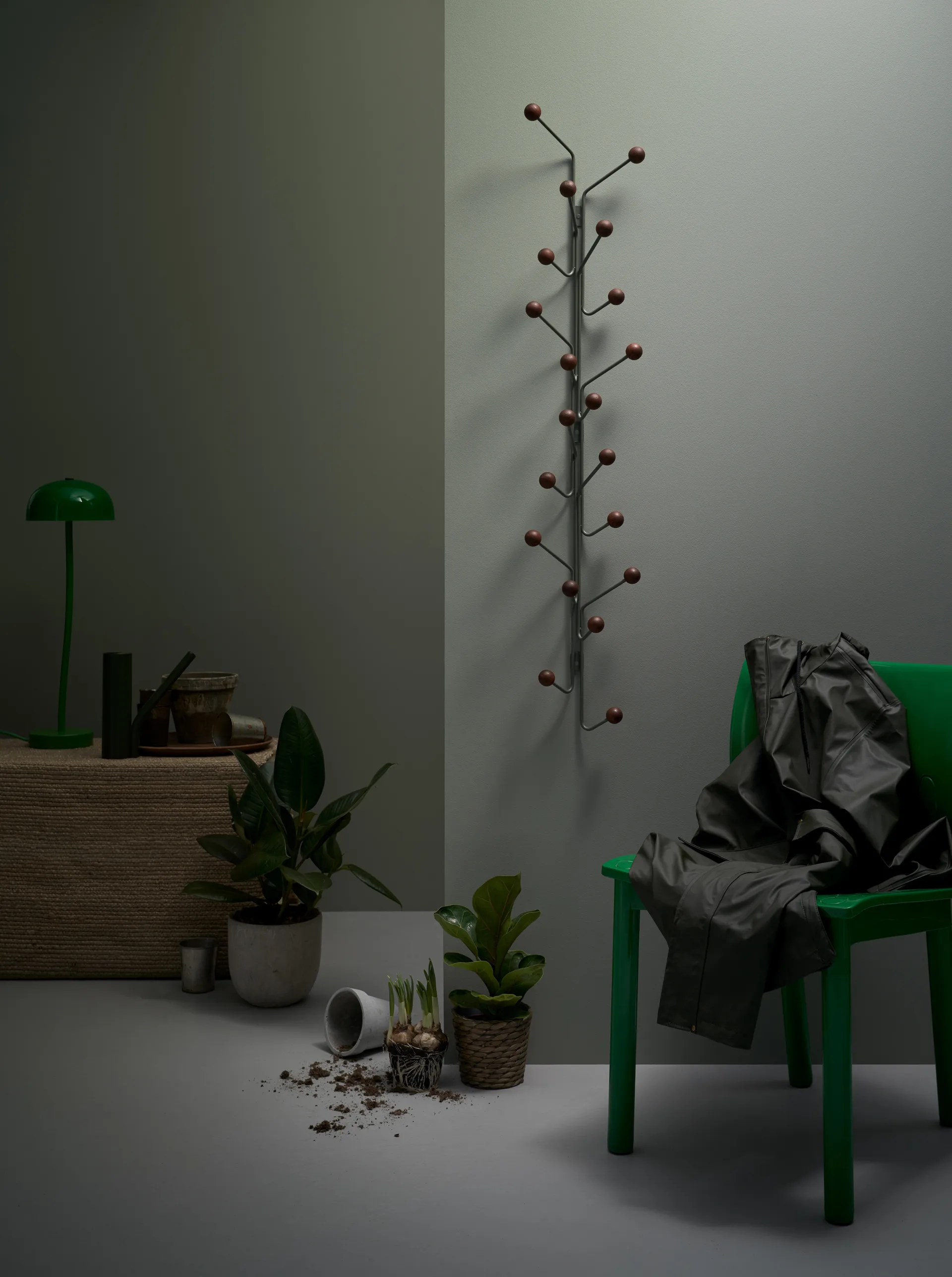 Porte vêtements Bill Vertical, Vert-marron foncé Maze