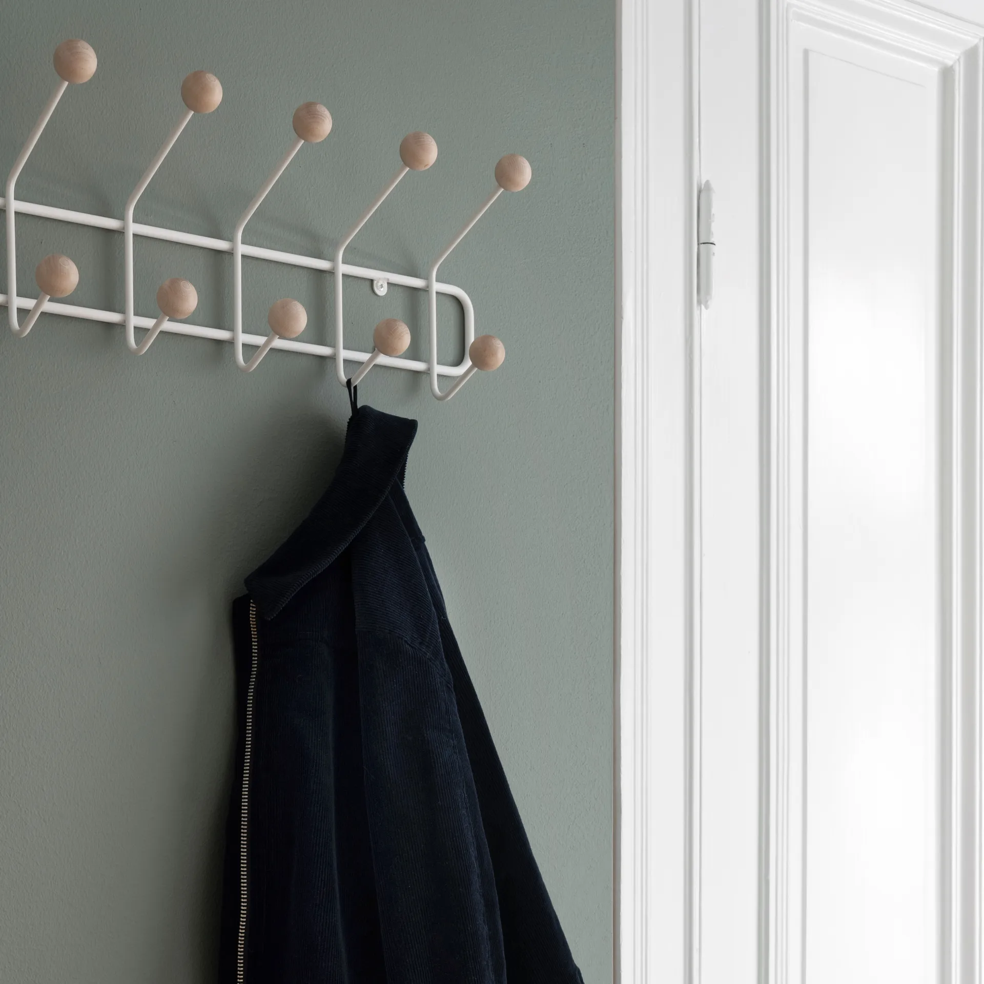 Support à vêtements Bill Horizontal L, blanc Maze