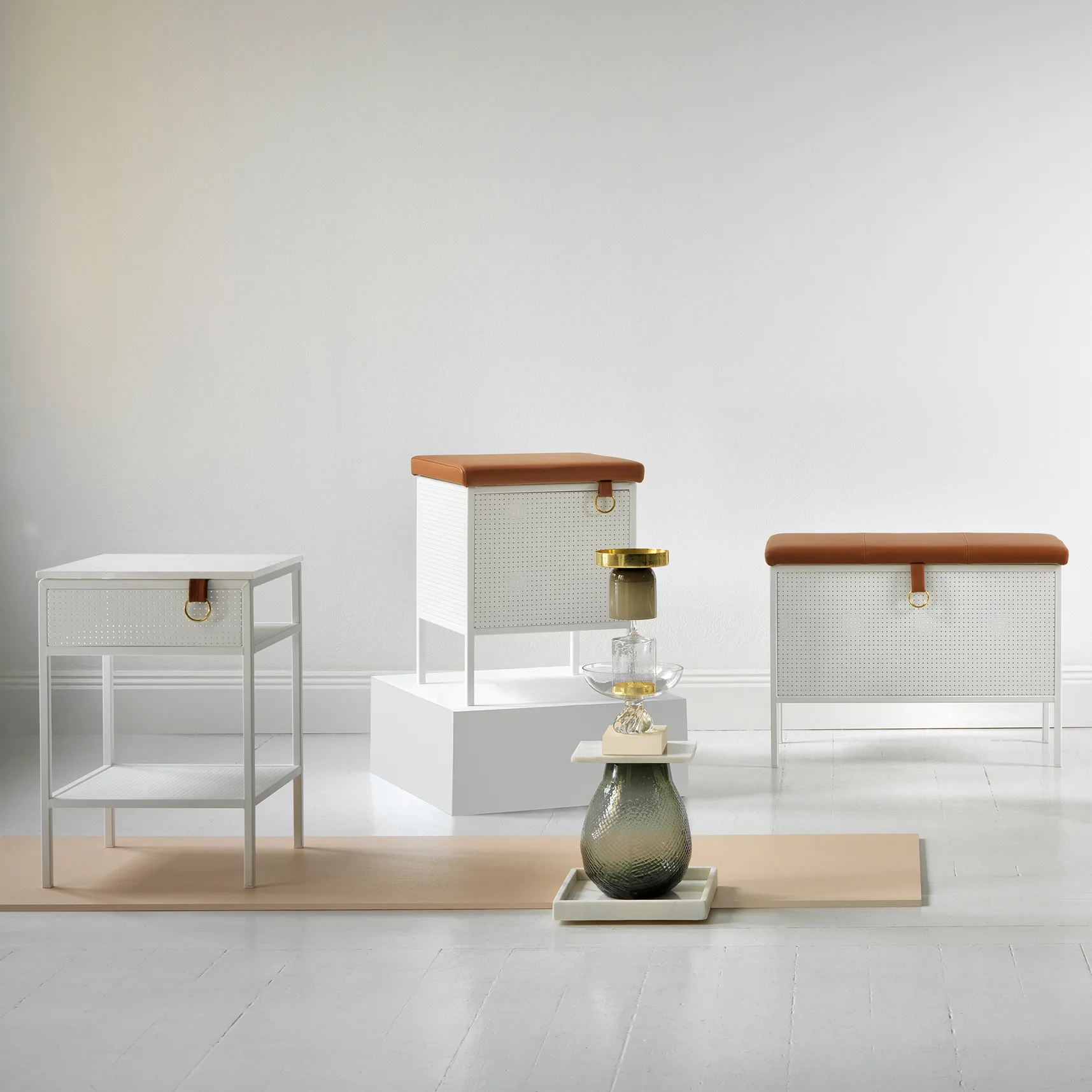 Table d'appoint Tracy, pour droitier, blanc Maze