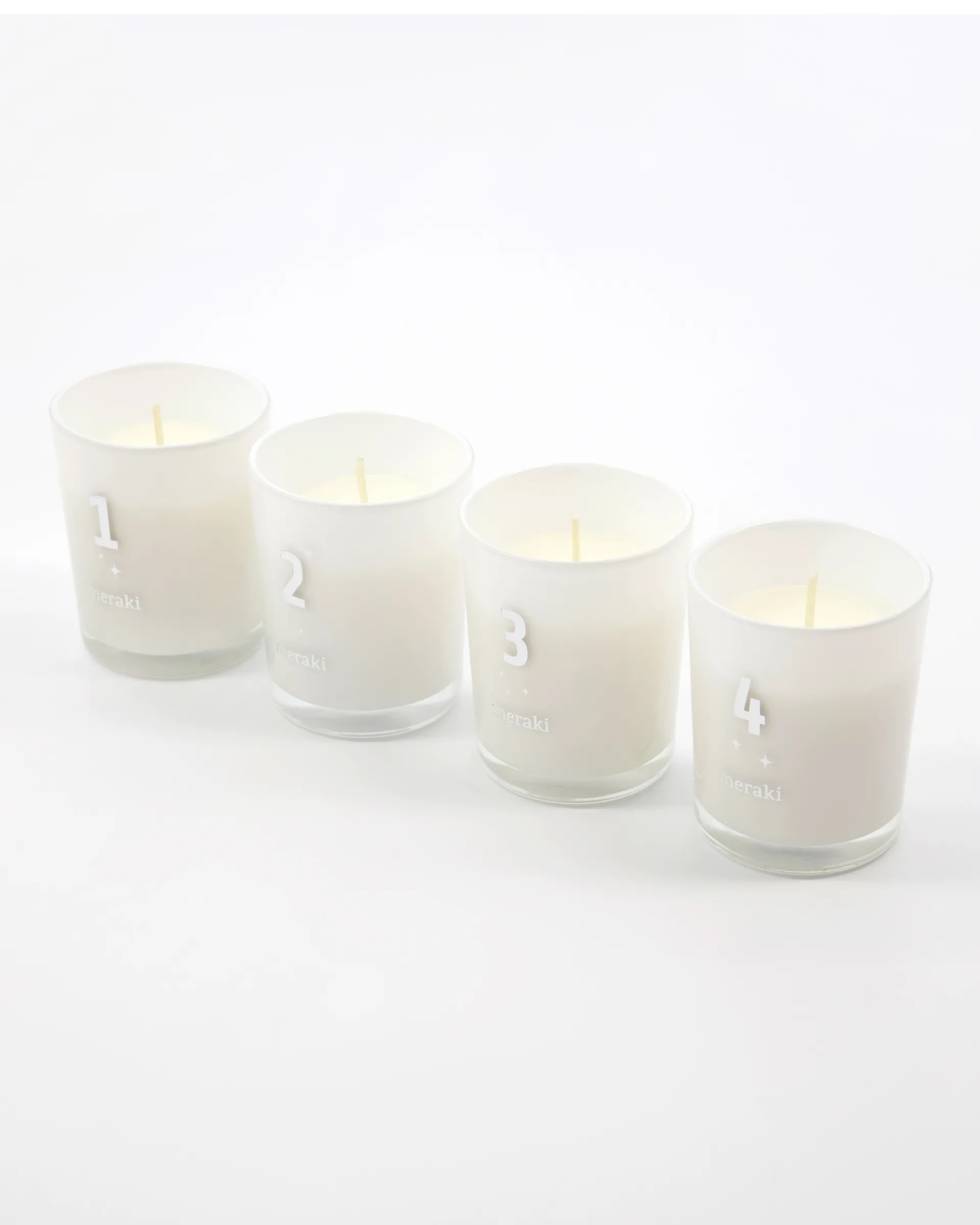 Bougie parfumée de l'Avent Meraki Lot de 4, Frozen meadow Meraki