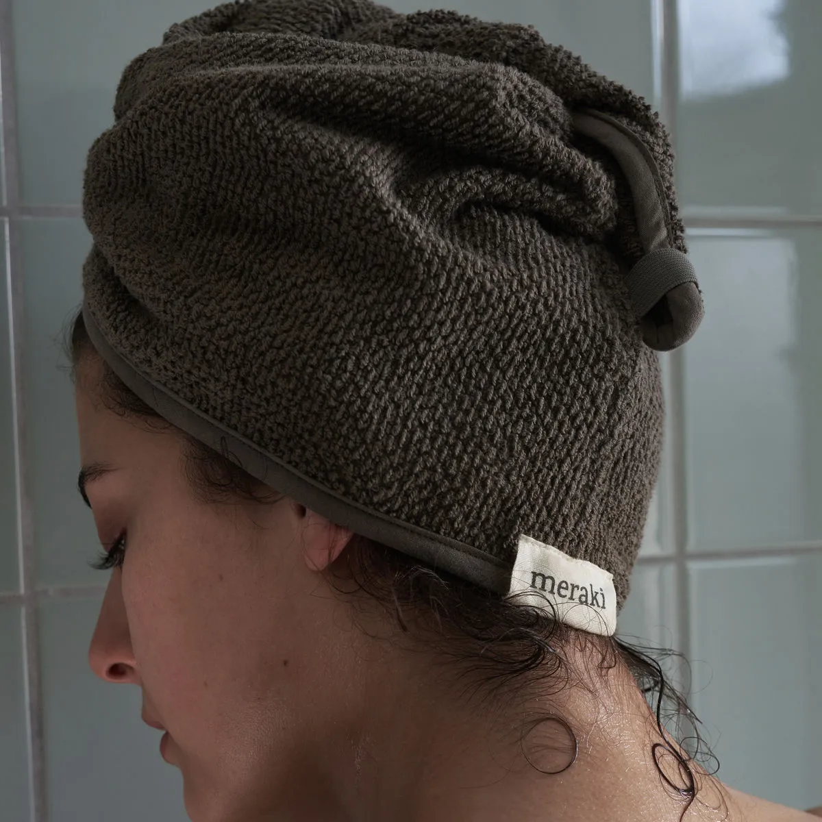 Serviette pour les cheveux Solid 25x63 cm, Army Meraki