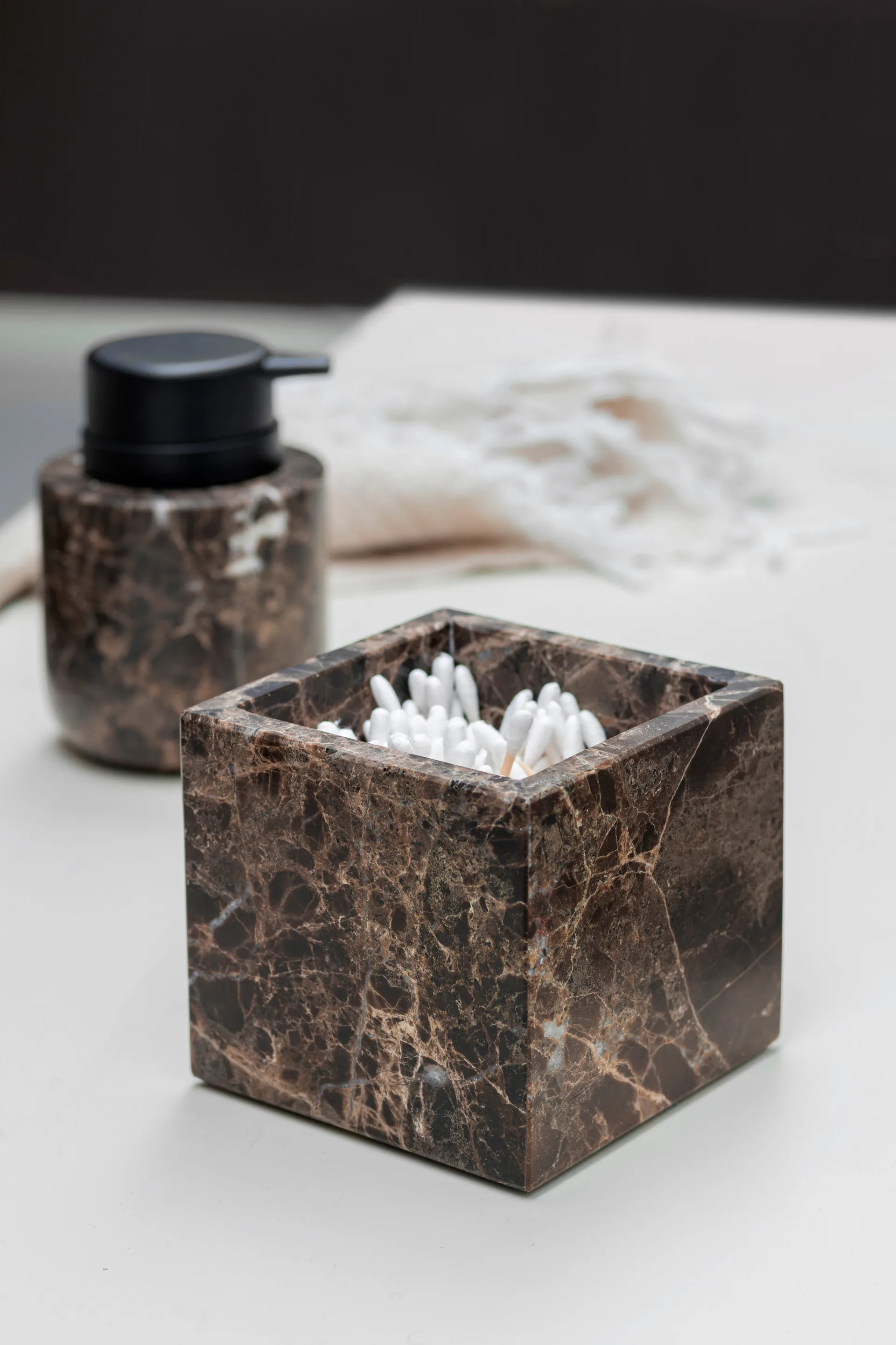 Cube Marble 8,5x8,5 cm, Brown Mette Ditmer