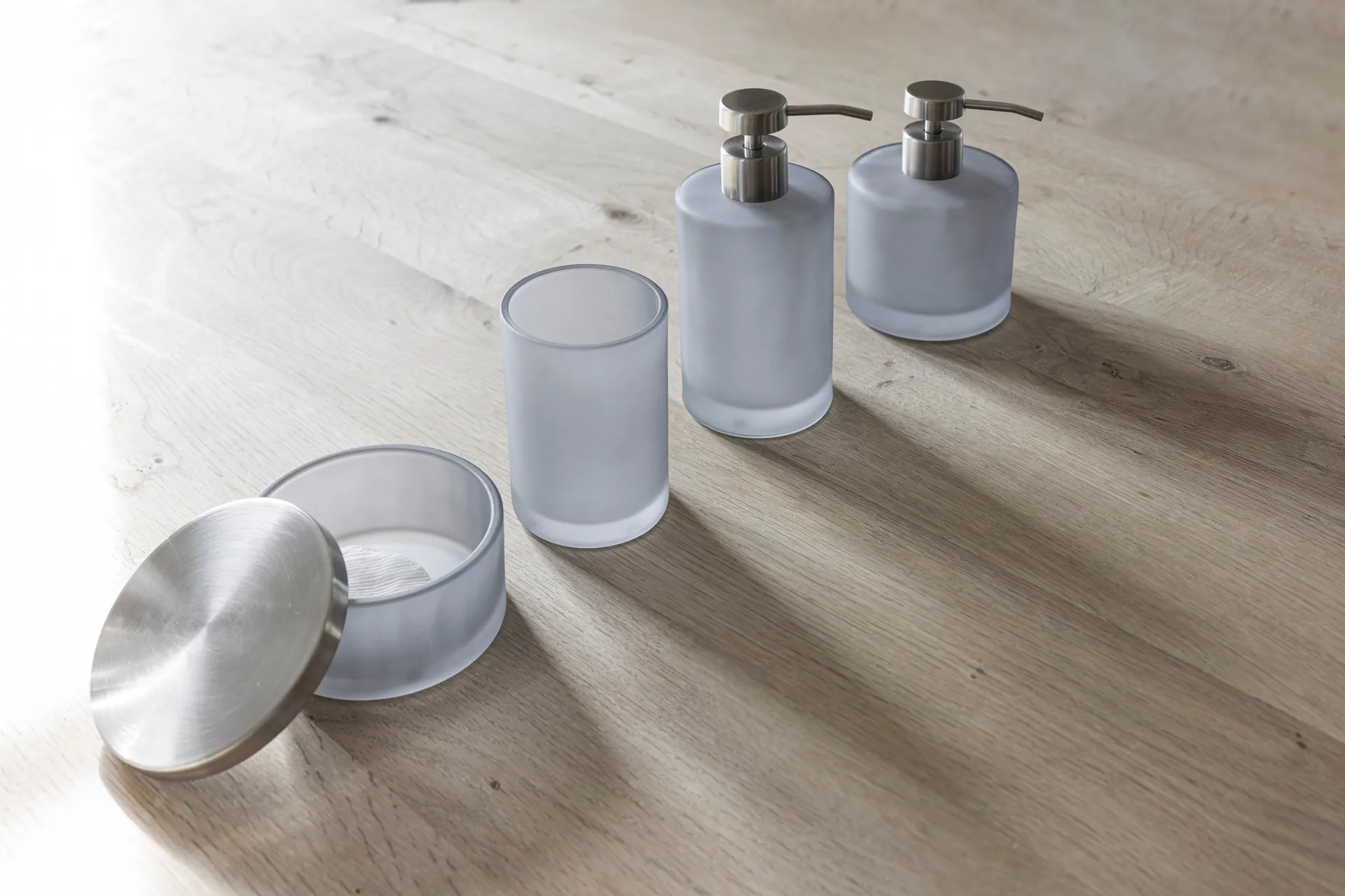 Distributeur de savon haut Modest, Dove blue Mette Ditmer