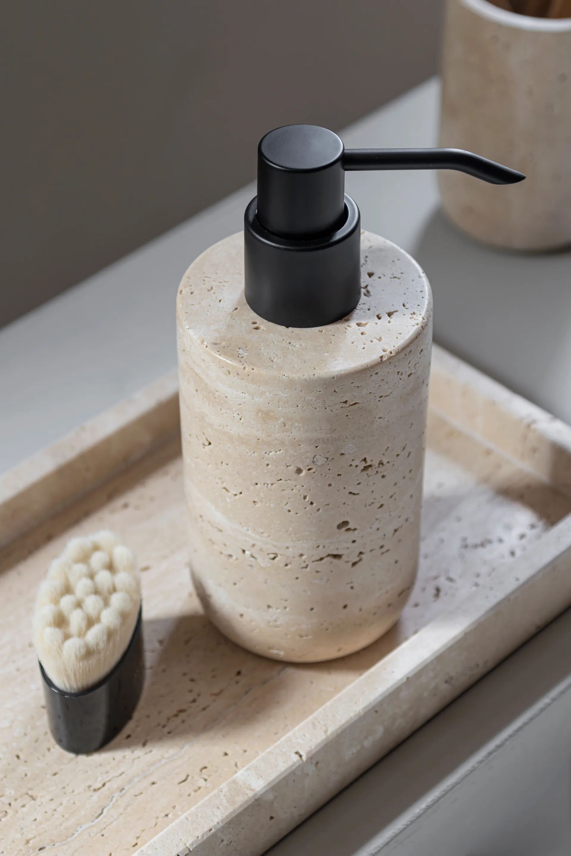 Distributeur de savon Travertine 17,5 cm, Linen Mette Ditmer