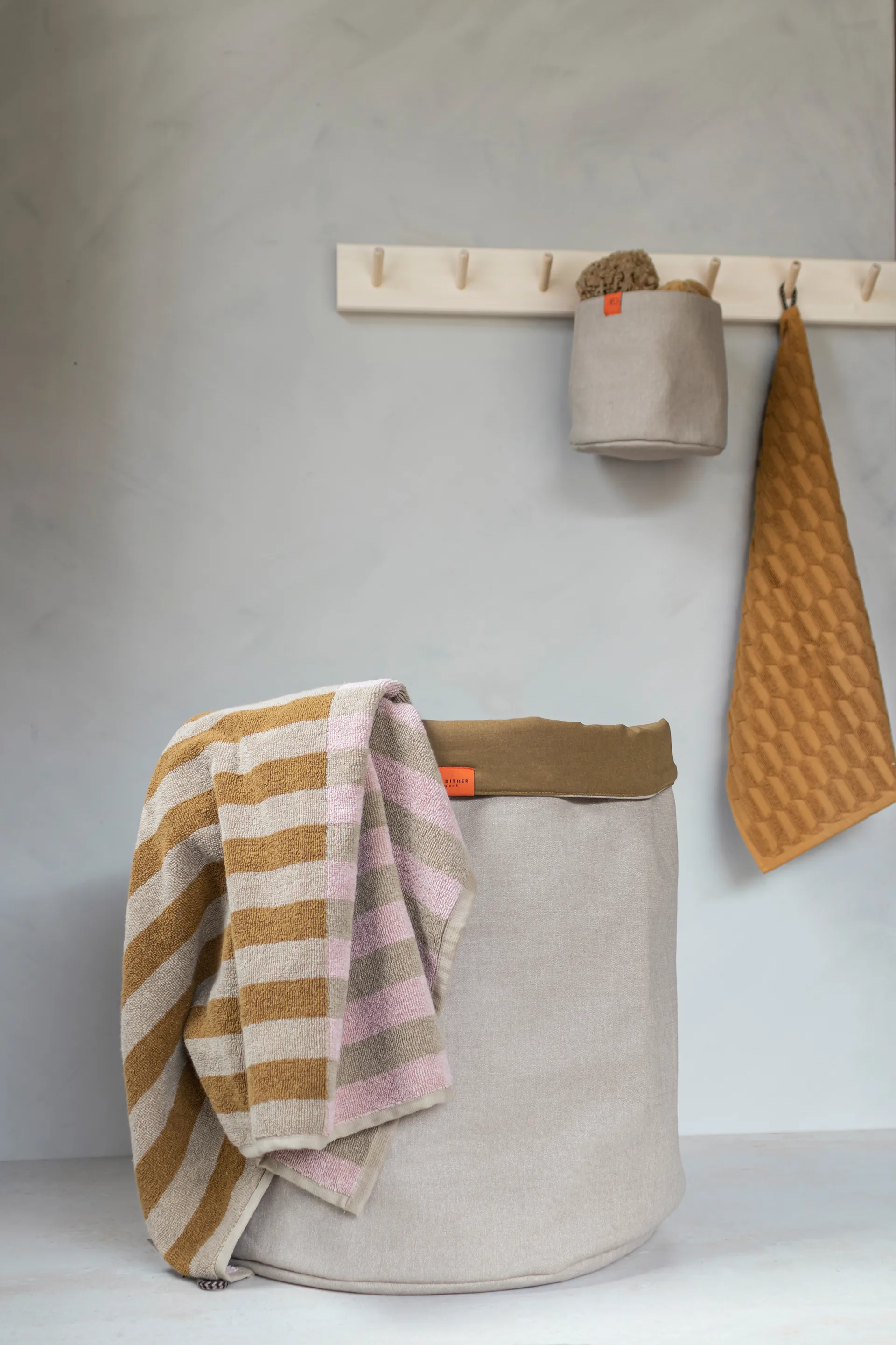 Panier à linge Sort It, Sand Mette Ditmer