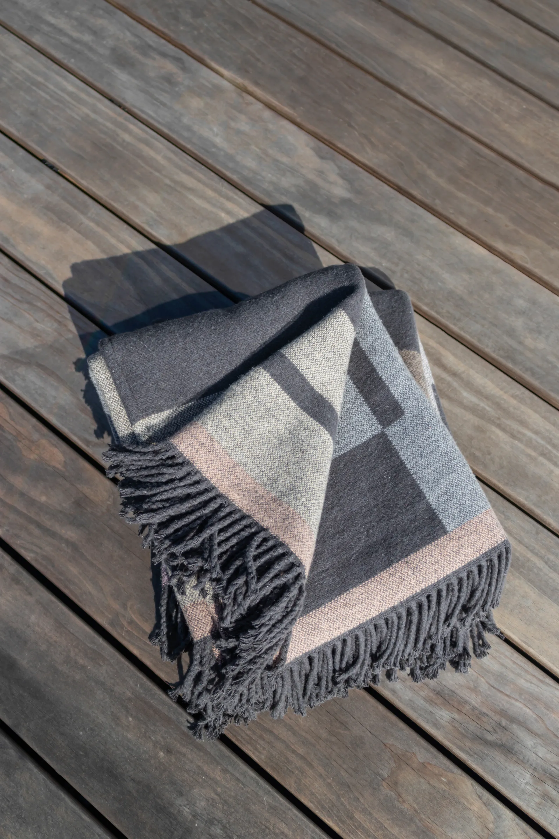 Plaid Bauhaus 127x170 cm, Sable Mette Ditmer