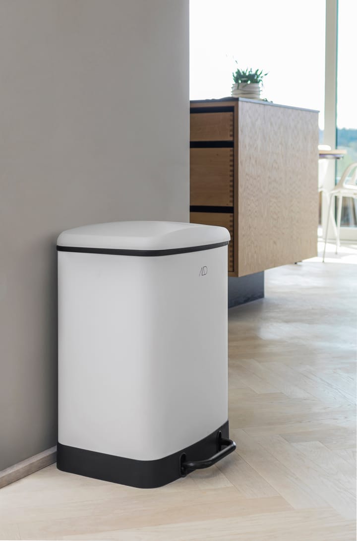 Seau à pédale Wonda 24 litres, Blanc cassé Mette Ditmer