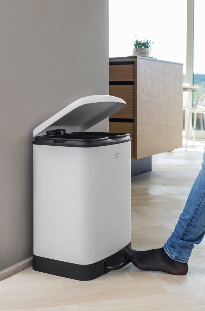 Seau à pédale Wonda 24 litres, Blanc cassé Mette Ditmer