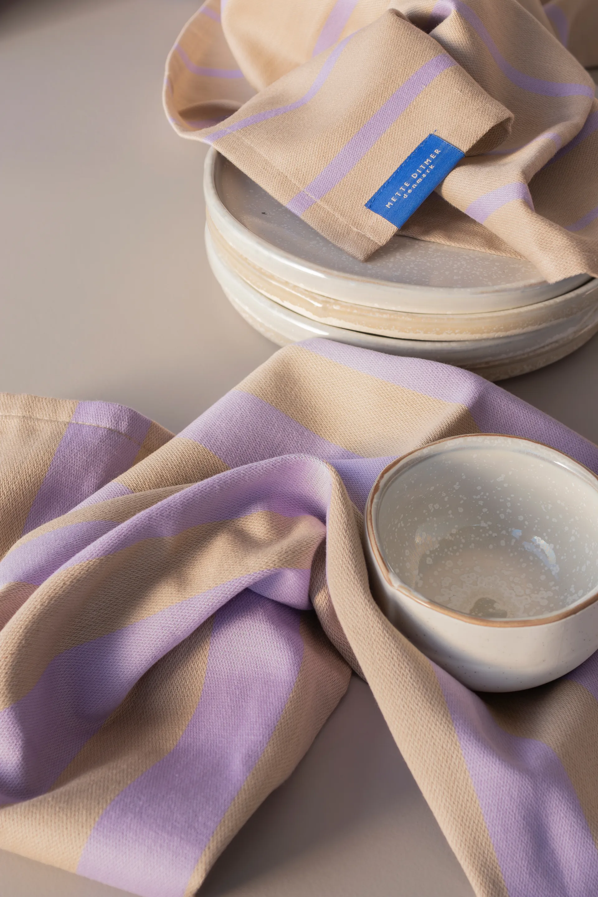 Serviette de cuisine Stripes 50x70 cm lot de 2, Sand Mette Ditmer