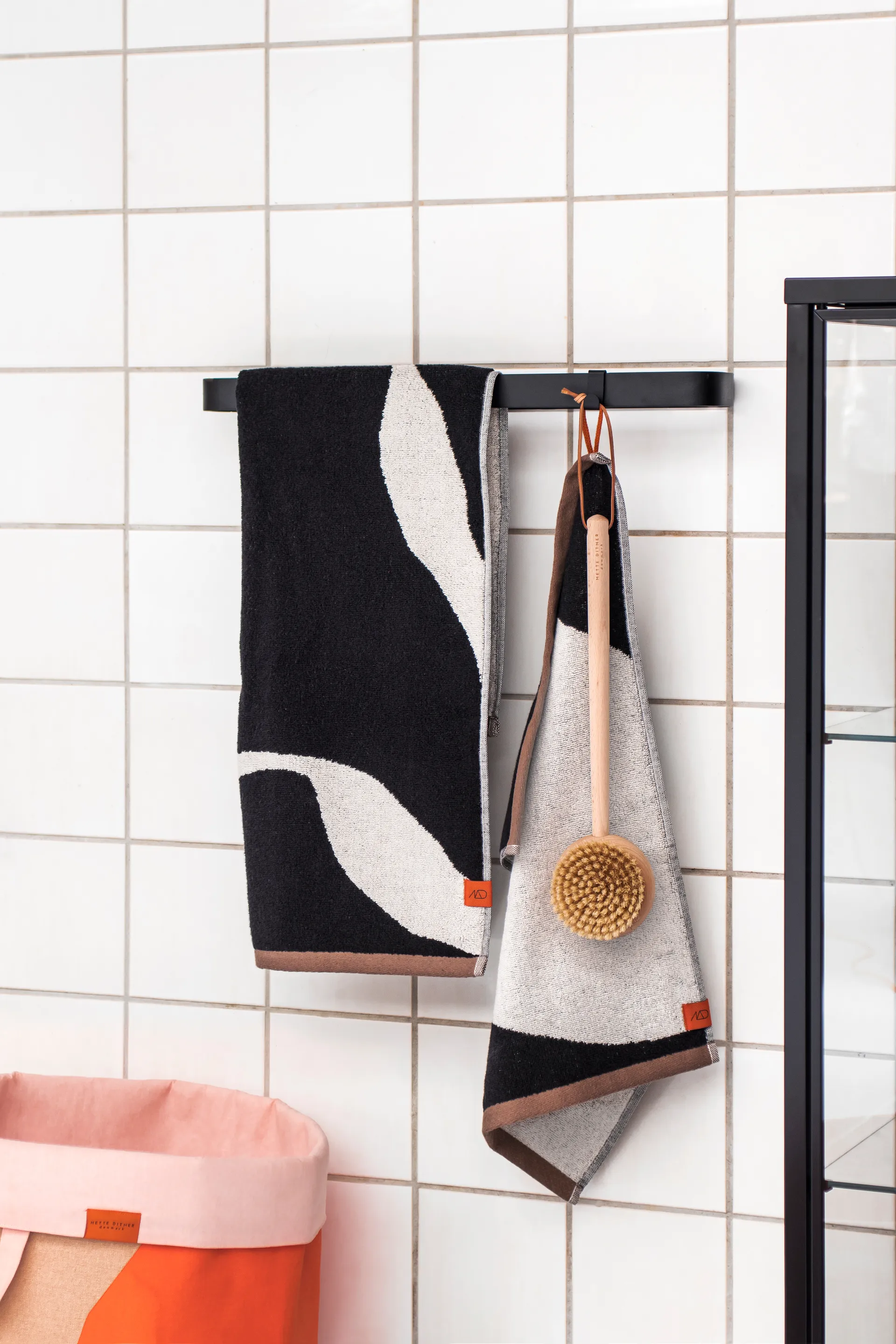 Serviette Nova Arte 40x55 cm, lot de 2, noir-blanc cassé Mette Ditmer