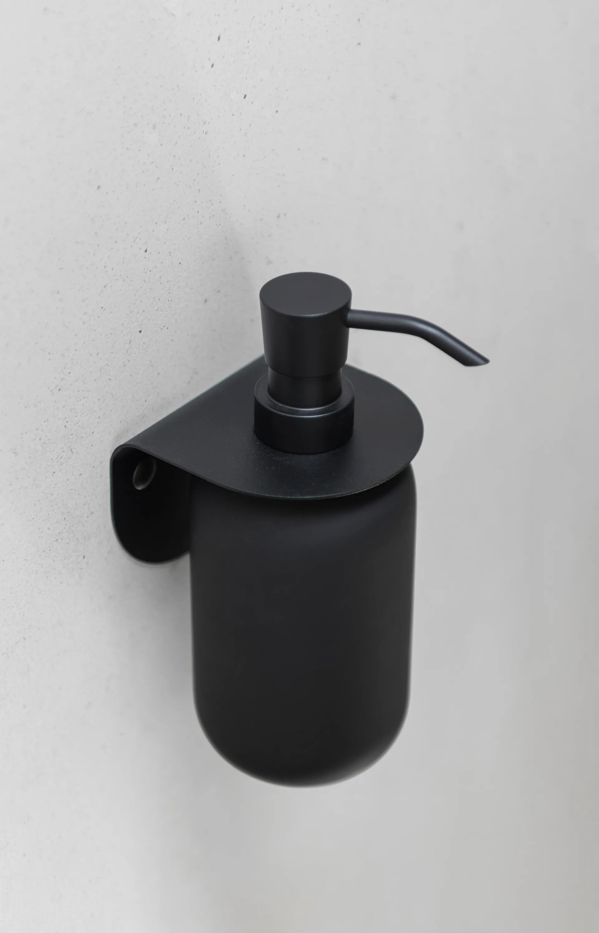 Support mural simple Carry, Noir Mette Ditmer