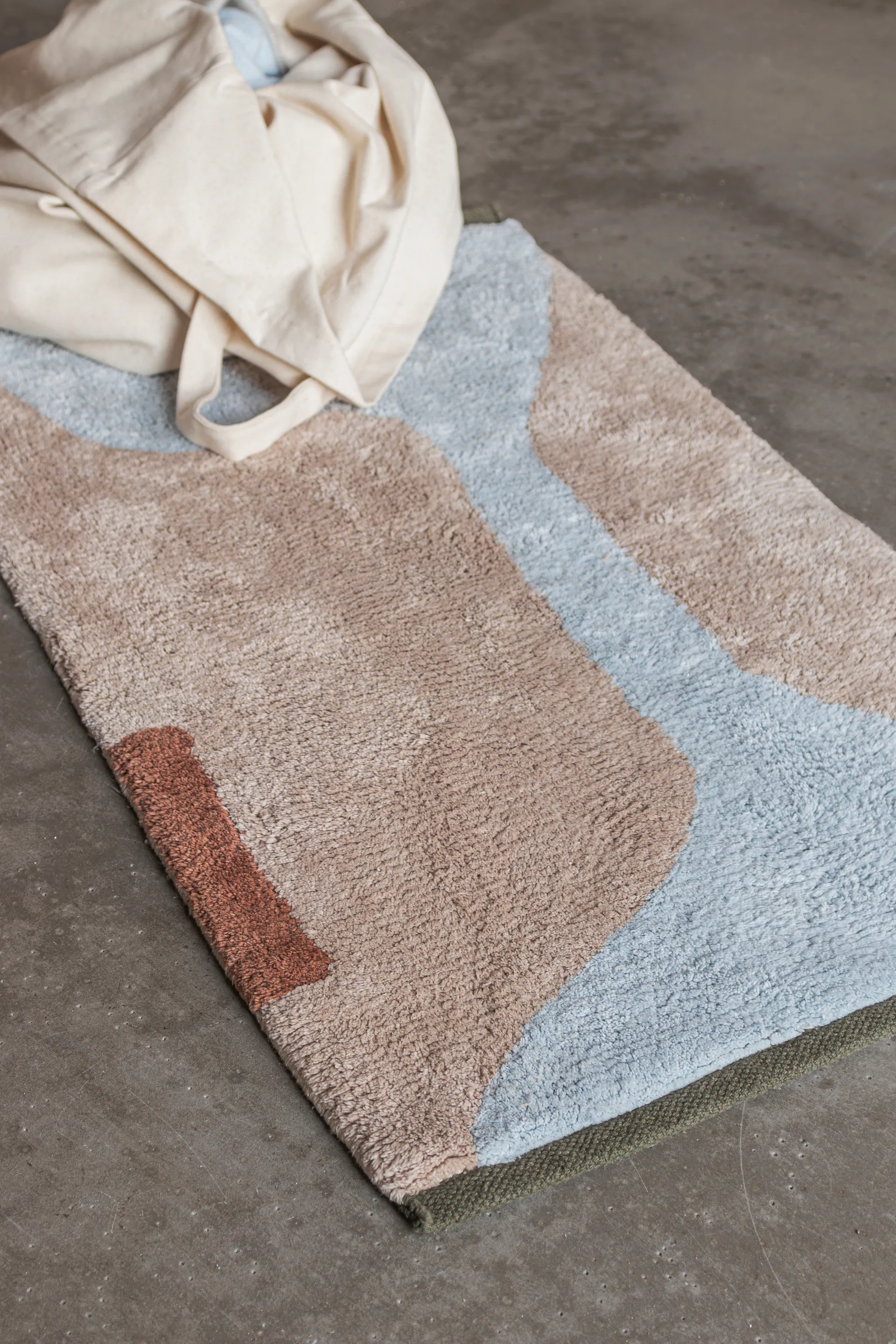 Tapis Figura, Light blue, 50x80 cm Mette Ditmer