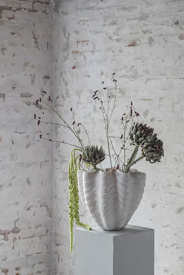 Vase Shell - Grand, 30 cm, white - Mette Ditmer