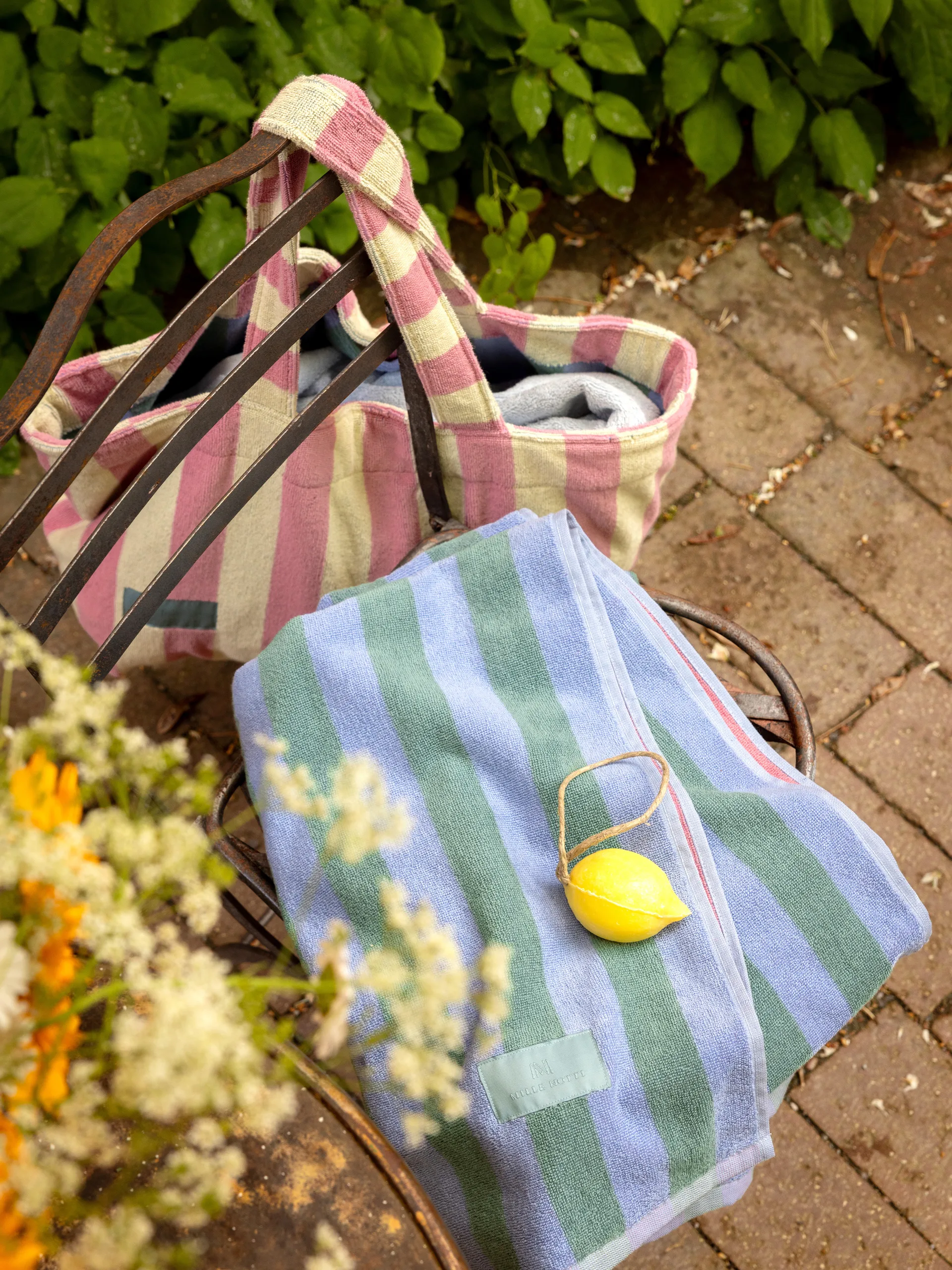 Serviette de plage Positano 100x180 cm, Bleu clair Mille Notti