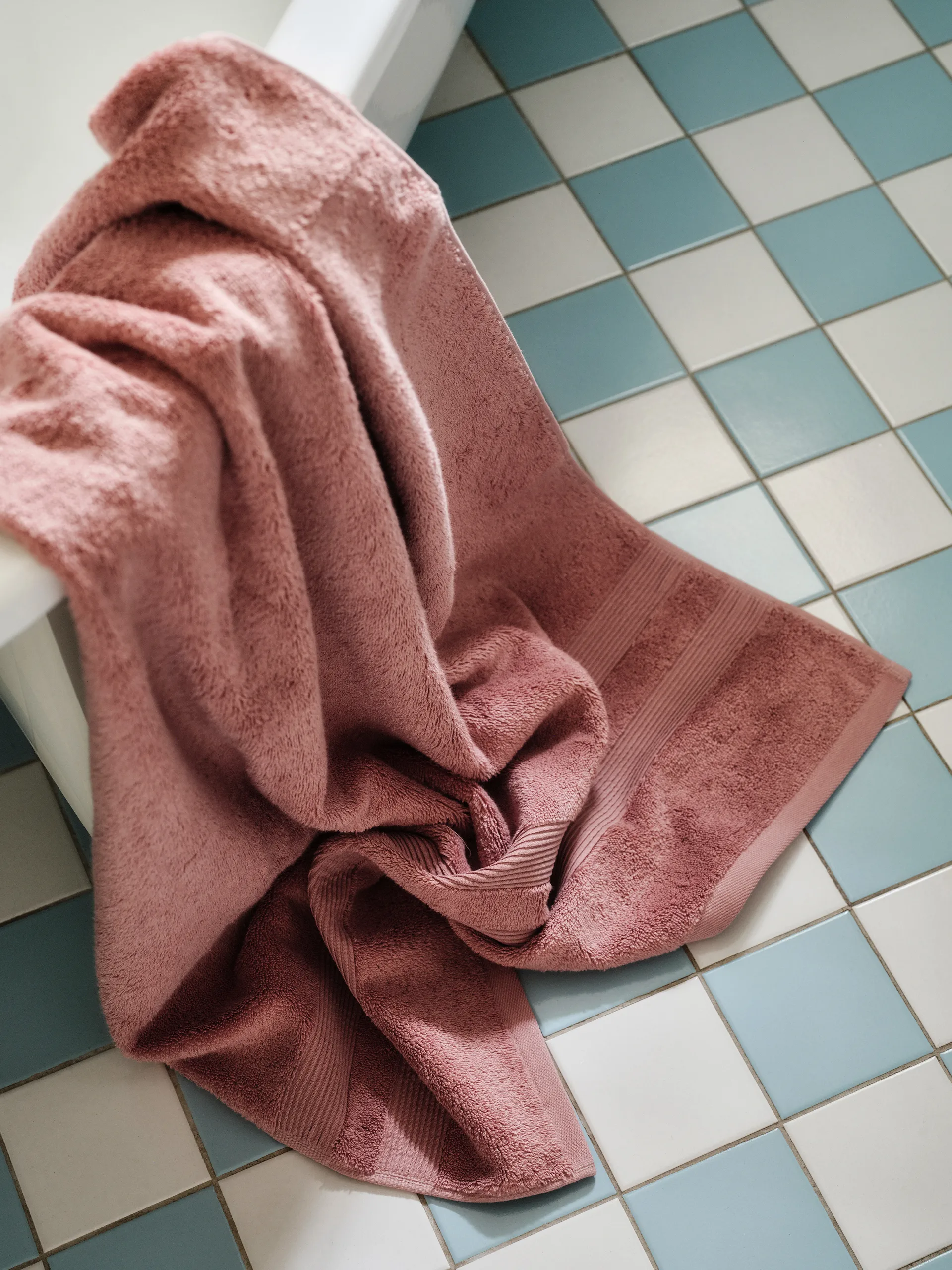 Serviette Fontana EKO, Rose, 70x140 cm Mille Notti