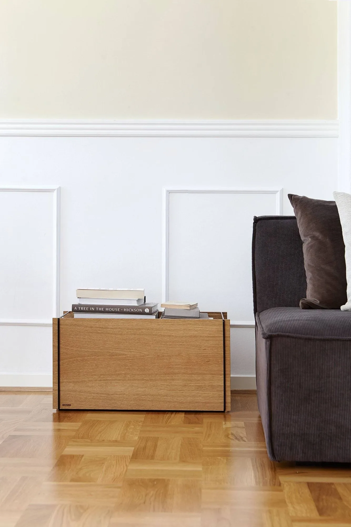 Boîte de rangement Moebe, Chêne fumé-acier inoxydable, avec roulettes, 33x60x31 cm MOEBE