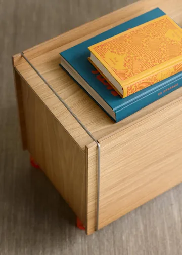 Boîte de rangement Moebe - Chêne huilé-acier inoxydable, avec roulettes, 33x60x31 cm - MOEBE
