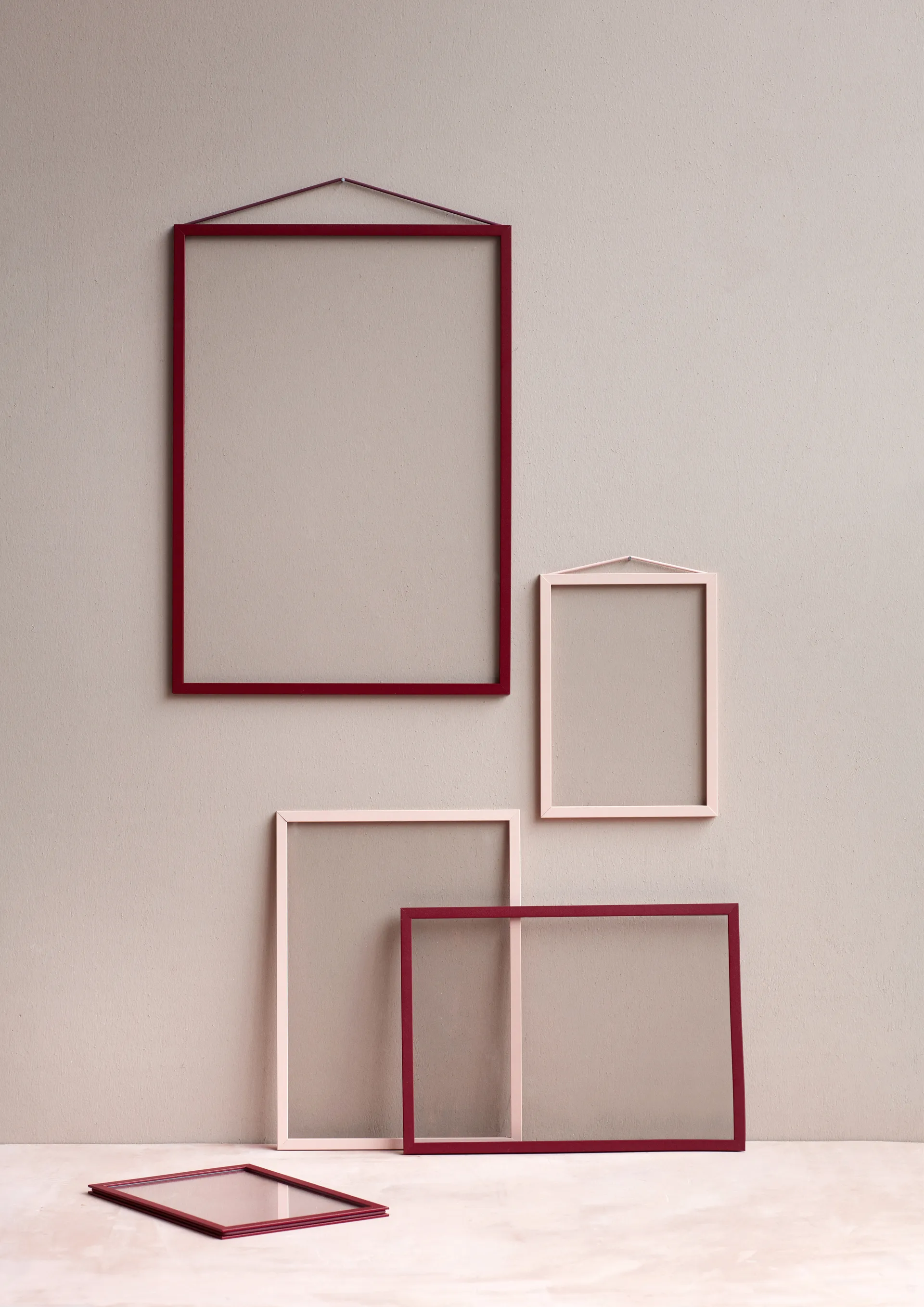 Cadre A4 Moebe 22,6x31,3 cm, Transparent, Rouge MOEBE