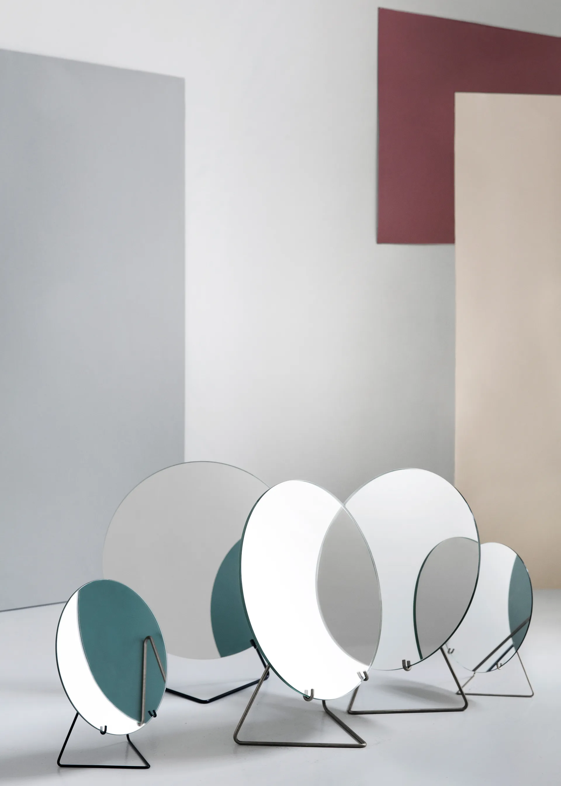 Miroir de sol Ø20 cm, Noir MOEBE