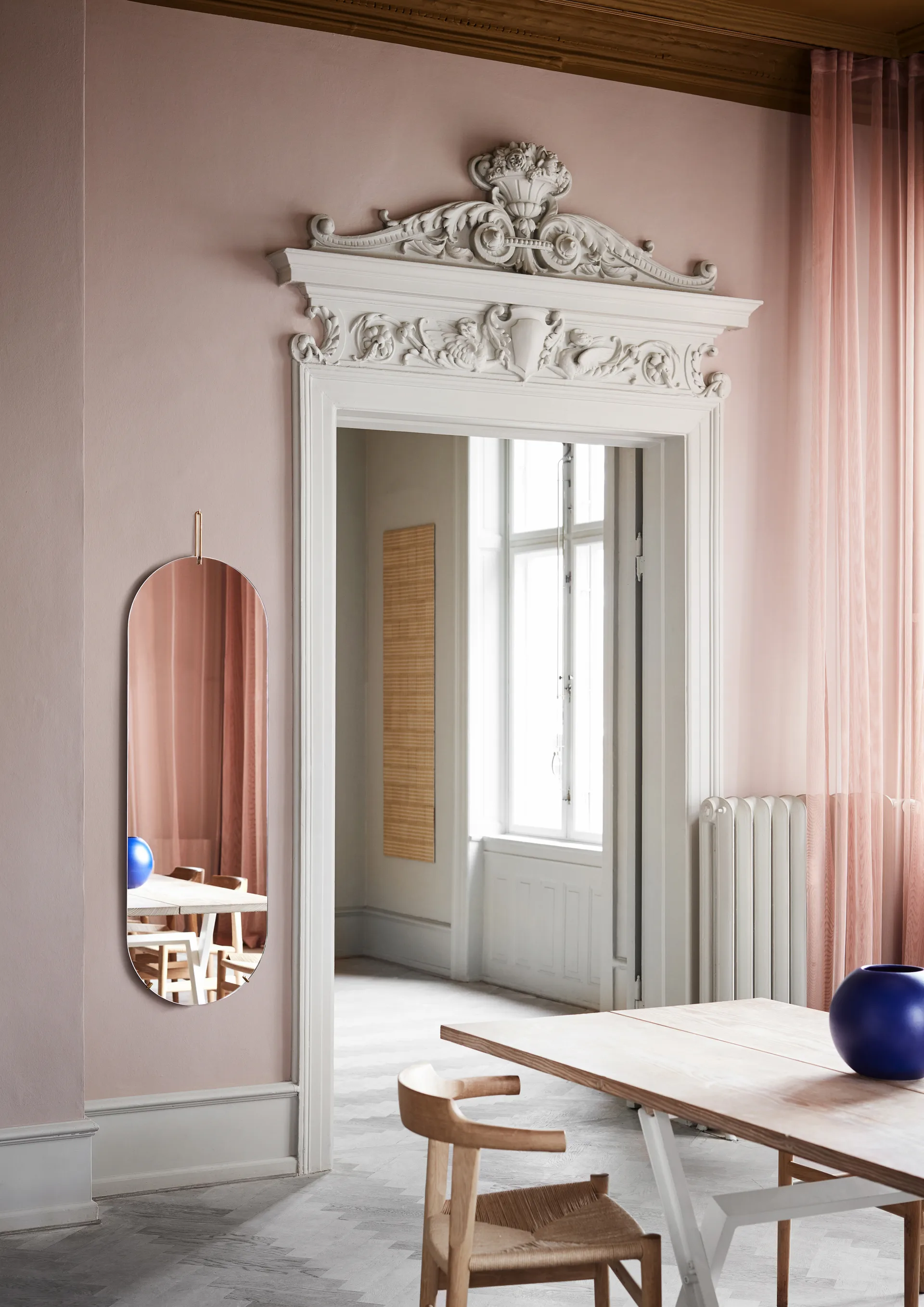 Miroir mural 40,4x146,9 cm, Laiton MOEBE