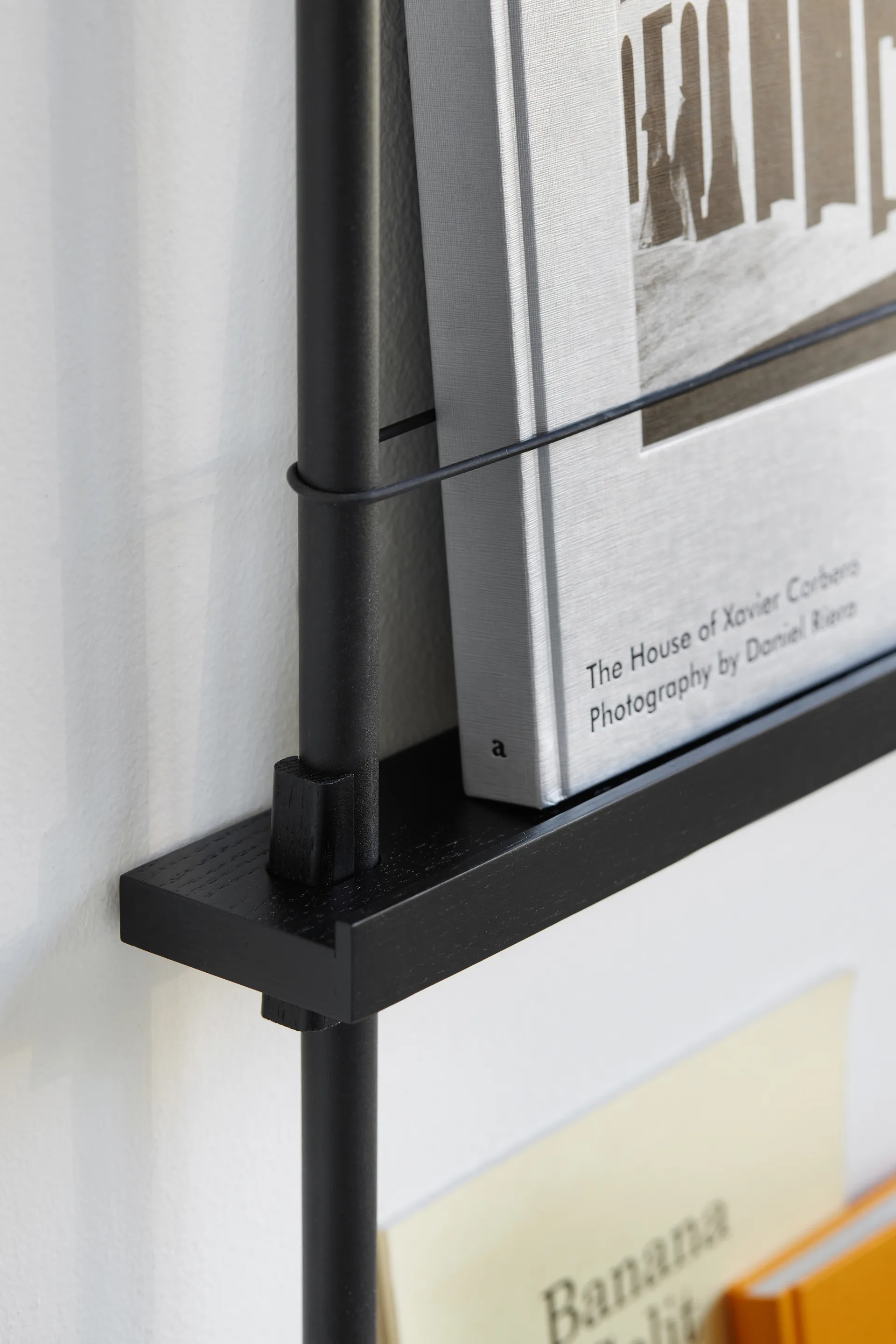 Porte-revues Moebe, Black-black MOEBE