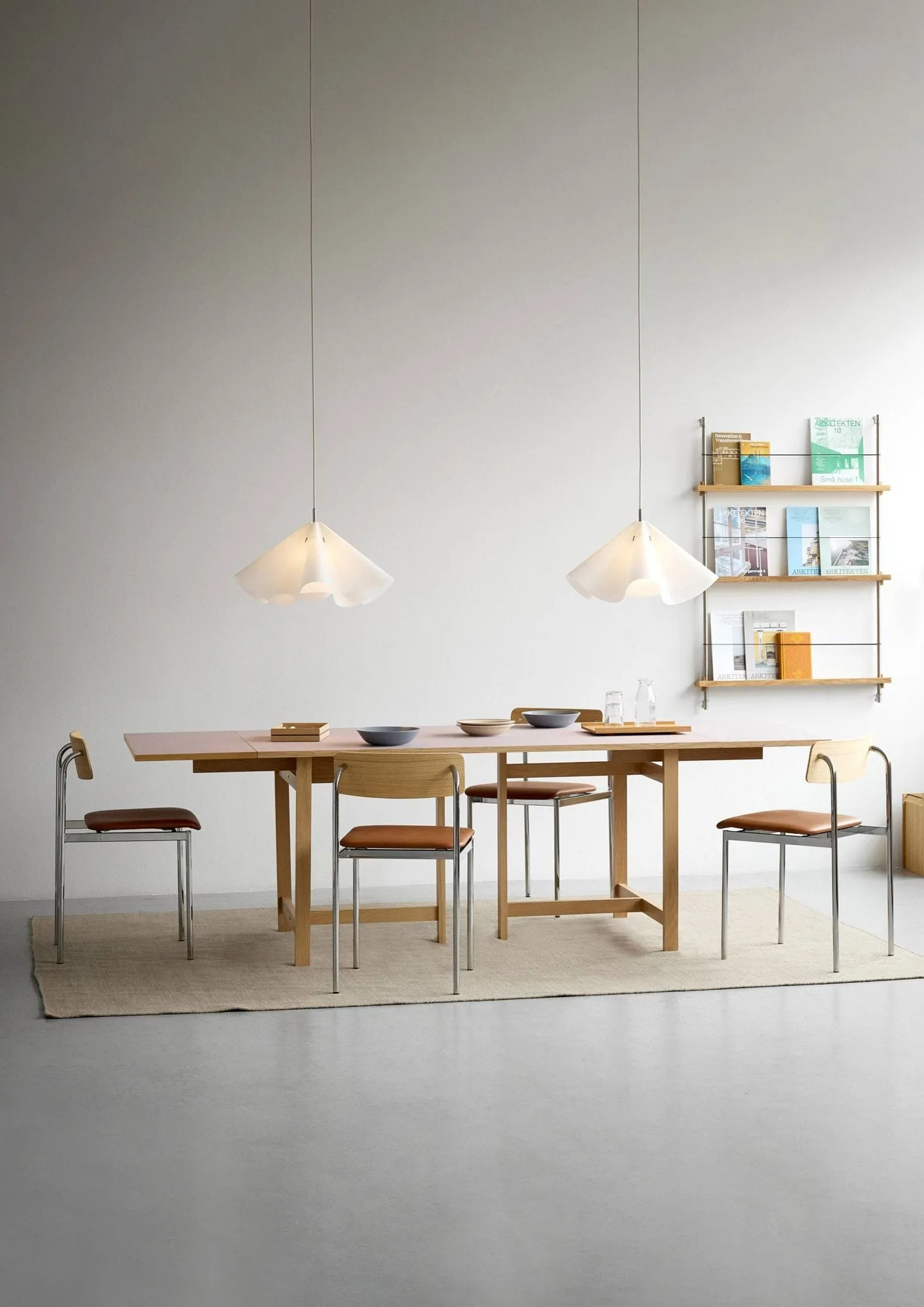 Sinuate suspension, White-acier inoxydable, taille M Ø60x30 cm MOEBE