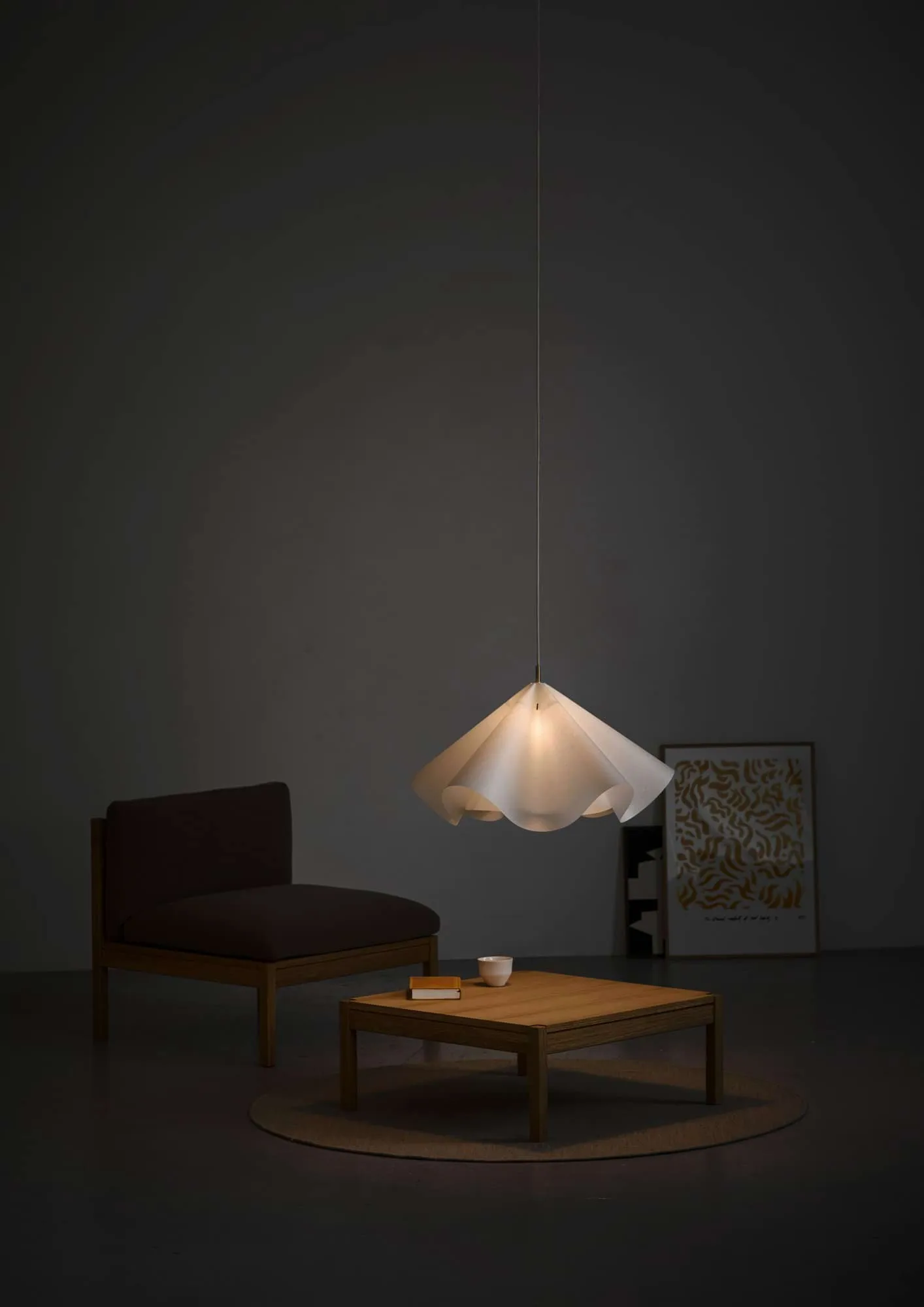 Sinuate suspension, White-laiton, grand Ø75x40 cm MOEBE