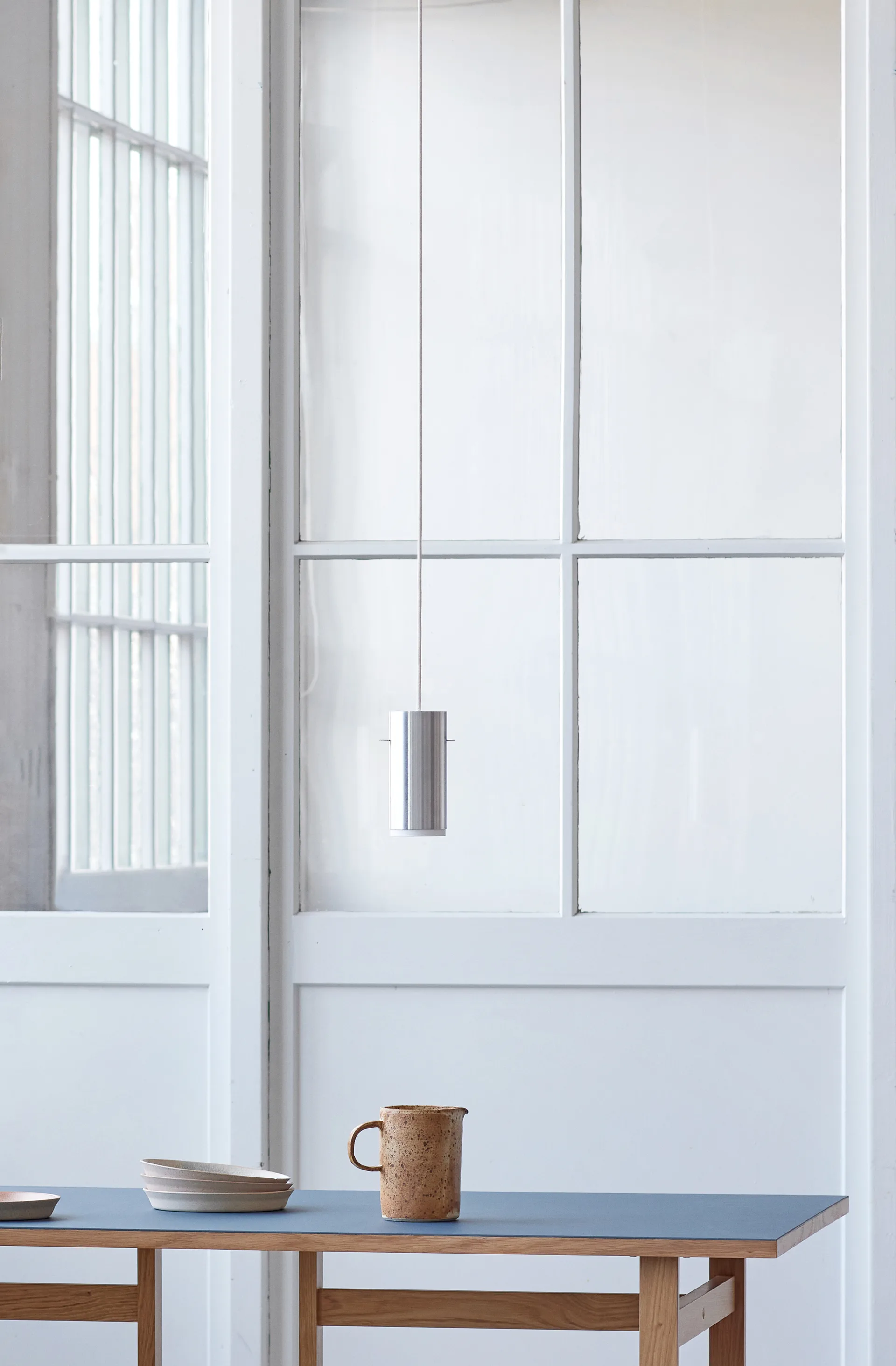 Suspension Moebe Tube small Ø 8 cm, Aluminium brossé MOEBE