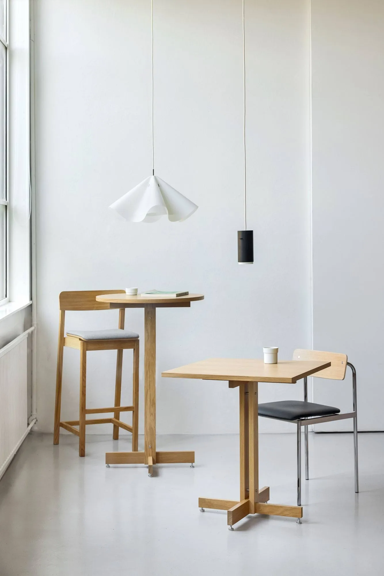 Table de café KUMU, Chêne huilé, 60x60 cm MOEBE