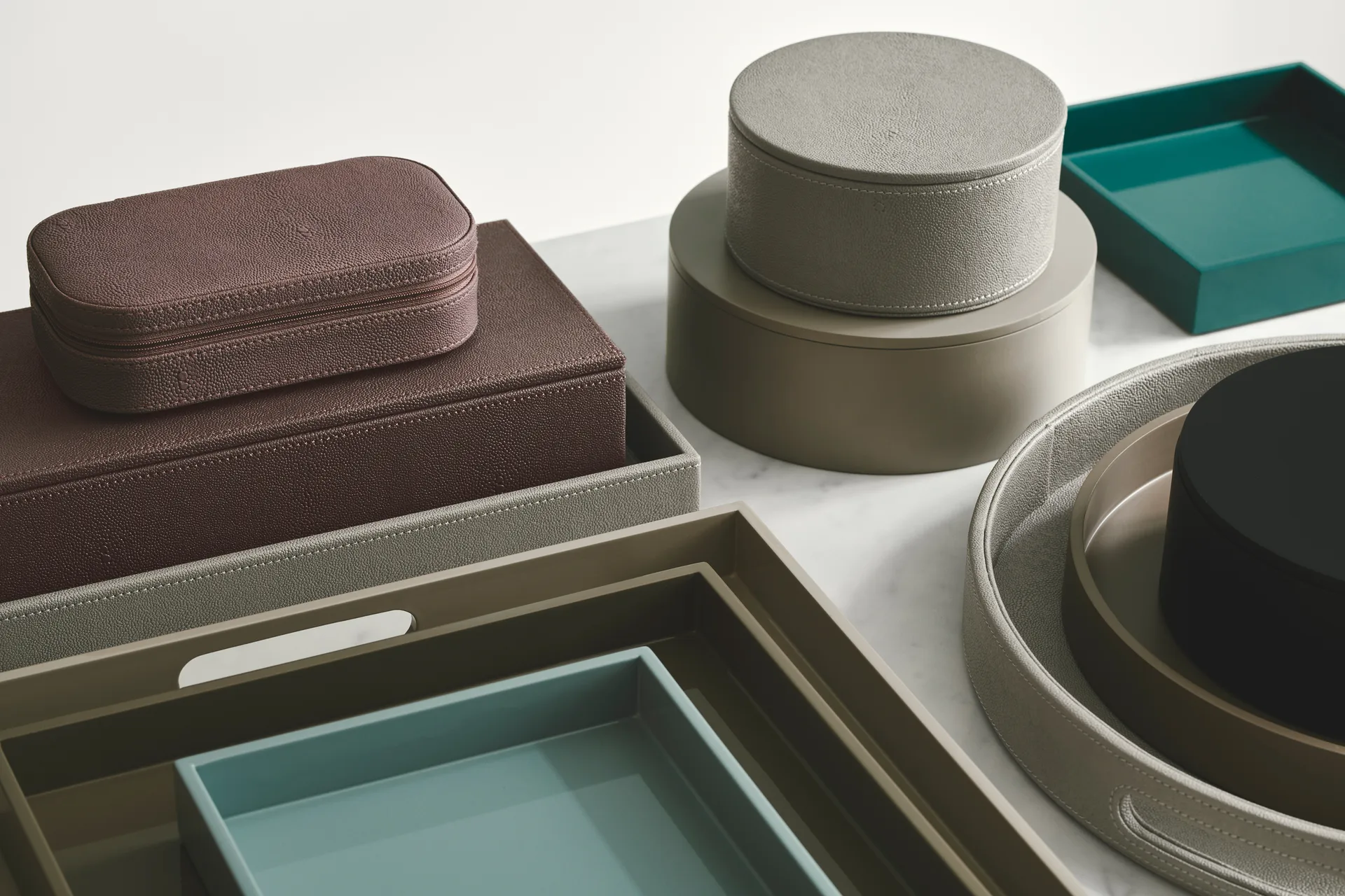 Boîte de rangement laquée Matt Ø20x7 cm, Fawn Mojoo