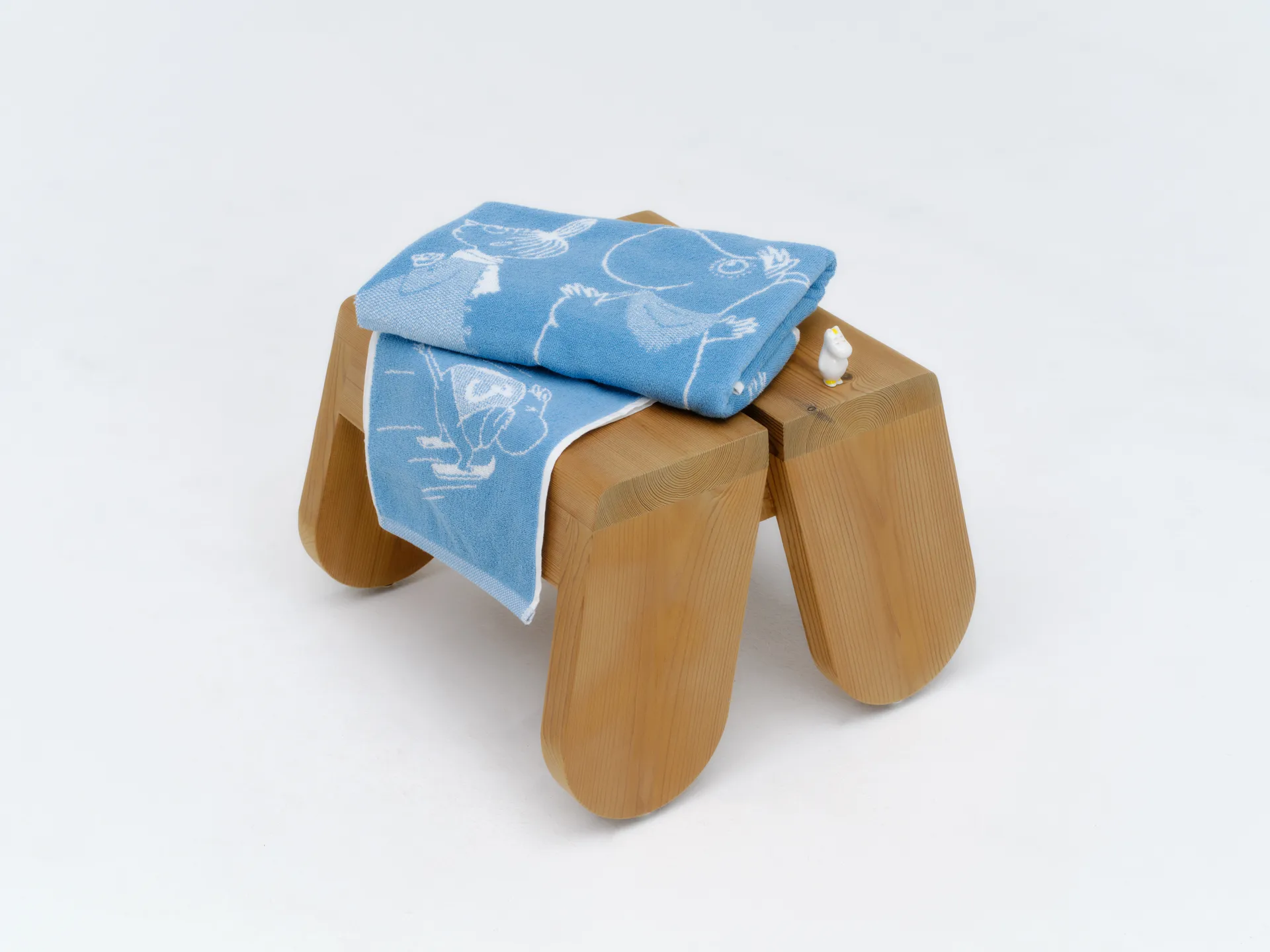 Serviette de bain Moomin Ski jumping, 70x140 cm Moomin Arabia