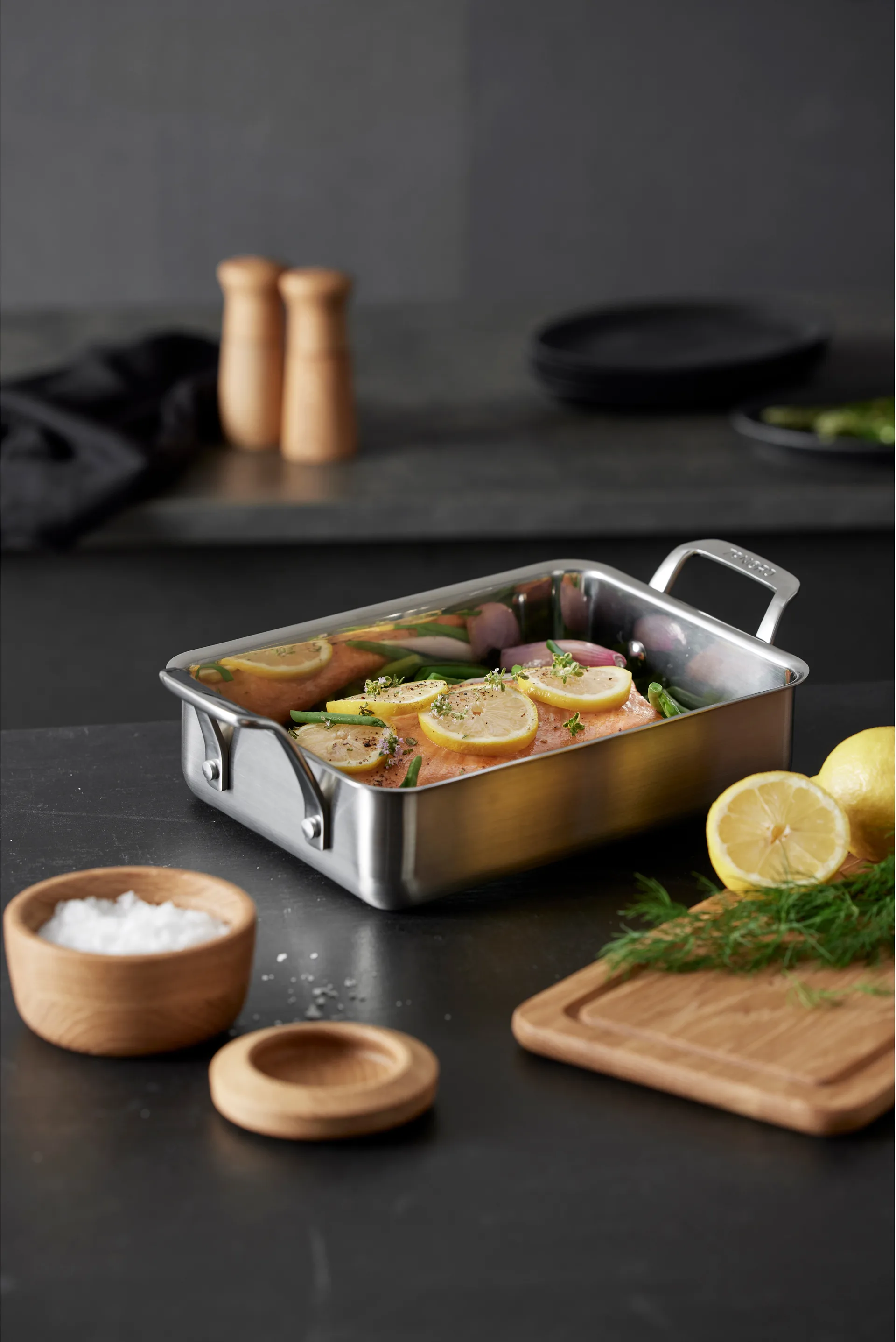 Plat à four avec grille 79NORD 40x25x10 cm, Acier inoxydable Morsø