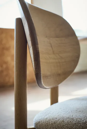 Chaise Oka - Chêne huilé naturel, sable - MUUBS