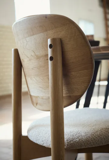 Chaise Oka - Chêne huilé naturel, sable - MUUBS