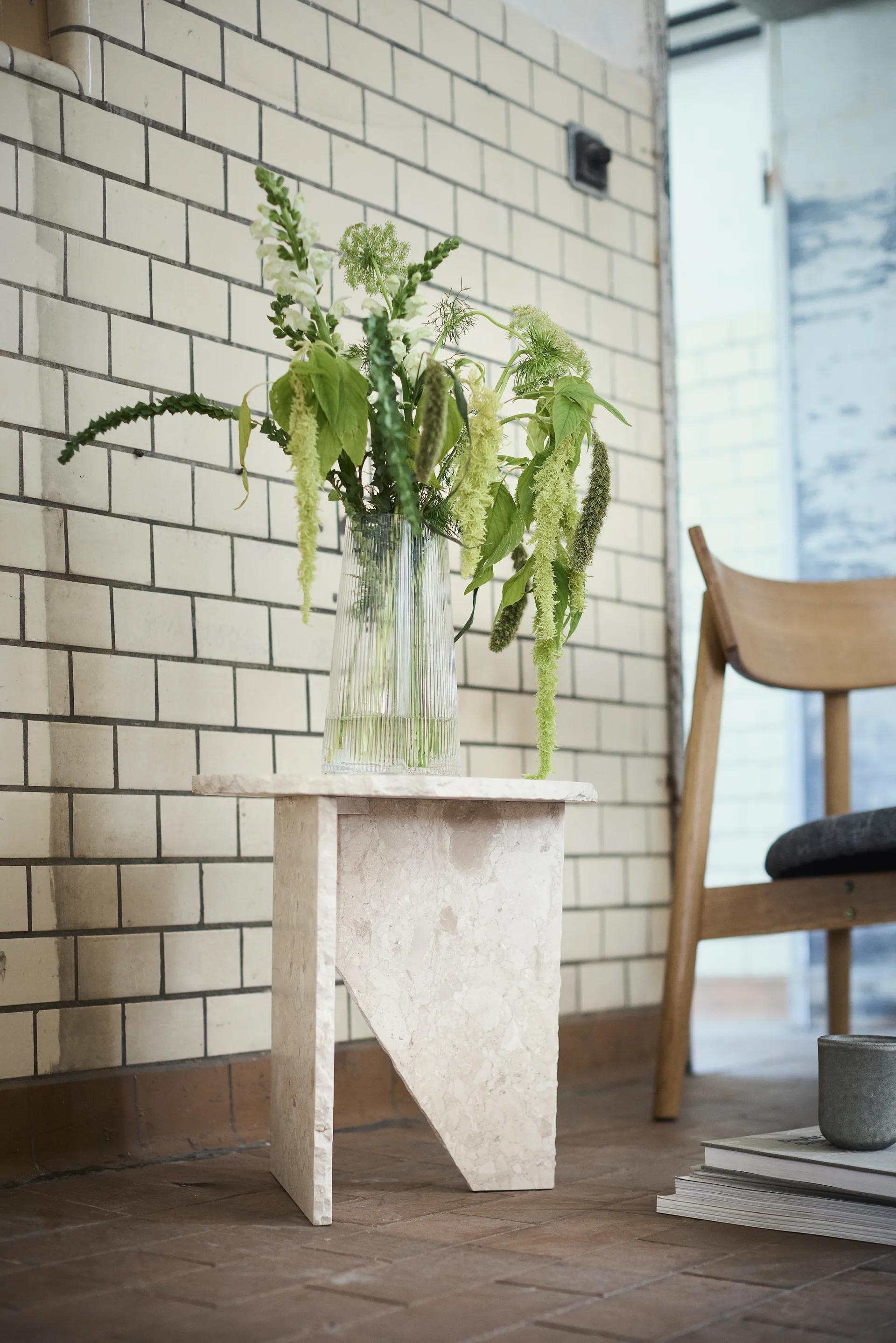 Tetra lounge chair, Tissu couleur béton-chêne huilé naturel MUUBS