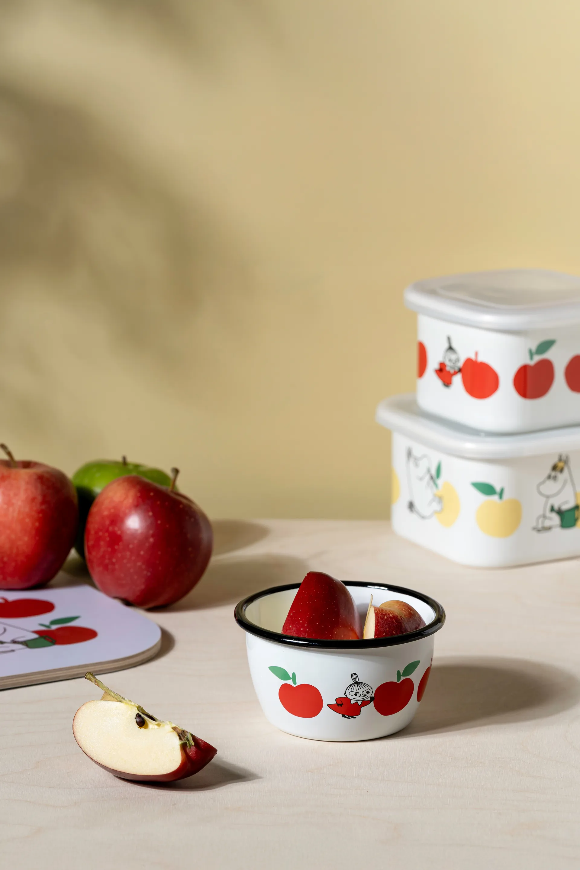 Bol Moomin émail 30 cl, Joyfull Apples-rouge Muurla