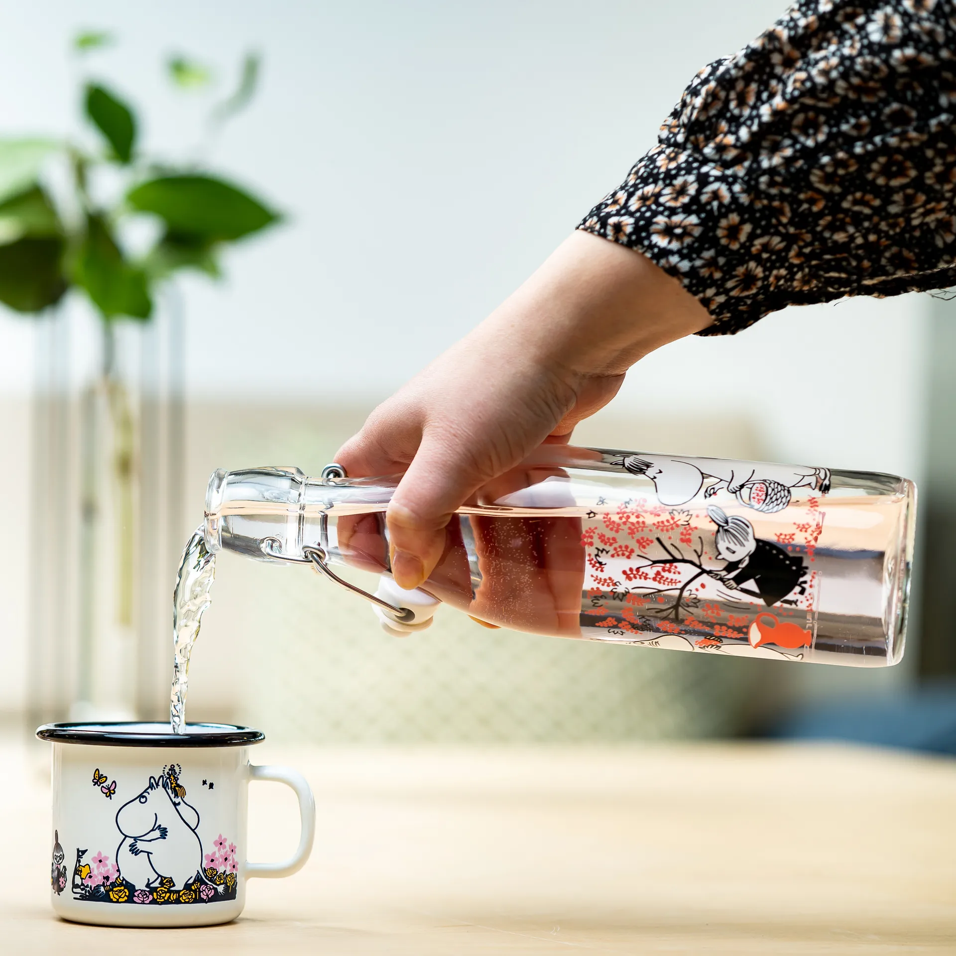 Bouteille de verre Moomin 0,5 l, Baies Muurla